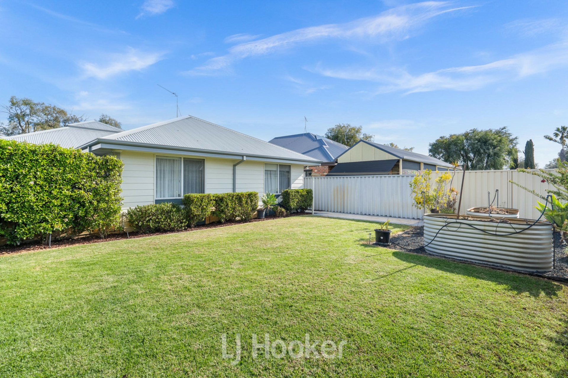 81 Broadwater Boulevard — photo 21 of 24