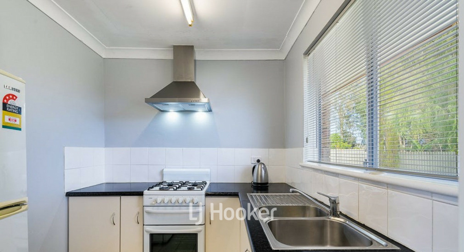 3 Hadfield Avenue — photo 5 of 10