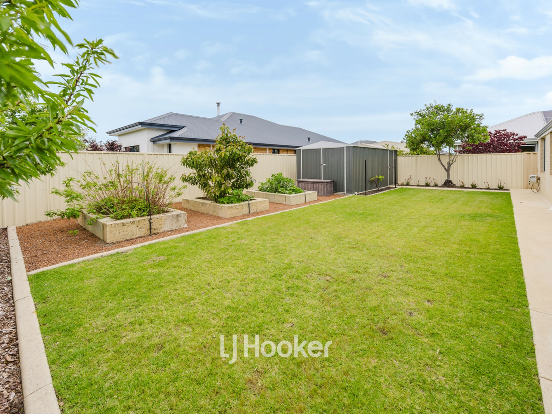 71 Hawker Approach — photo 19 of 21