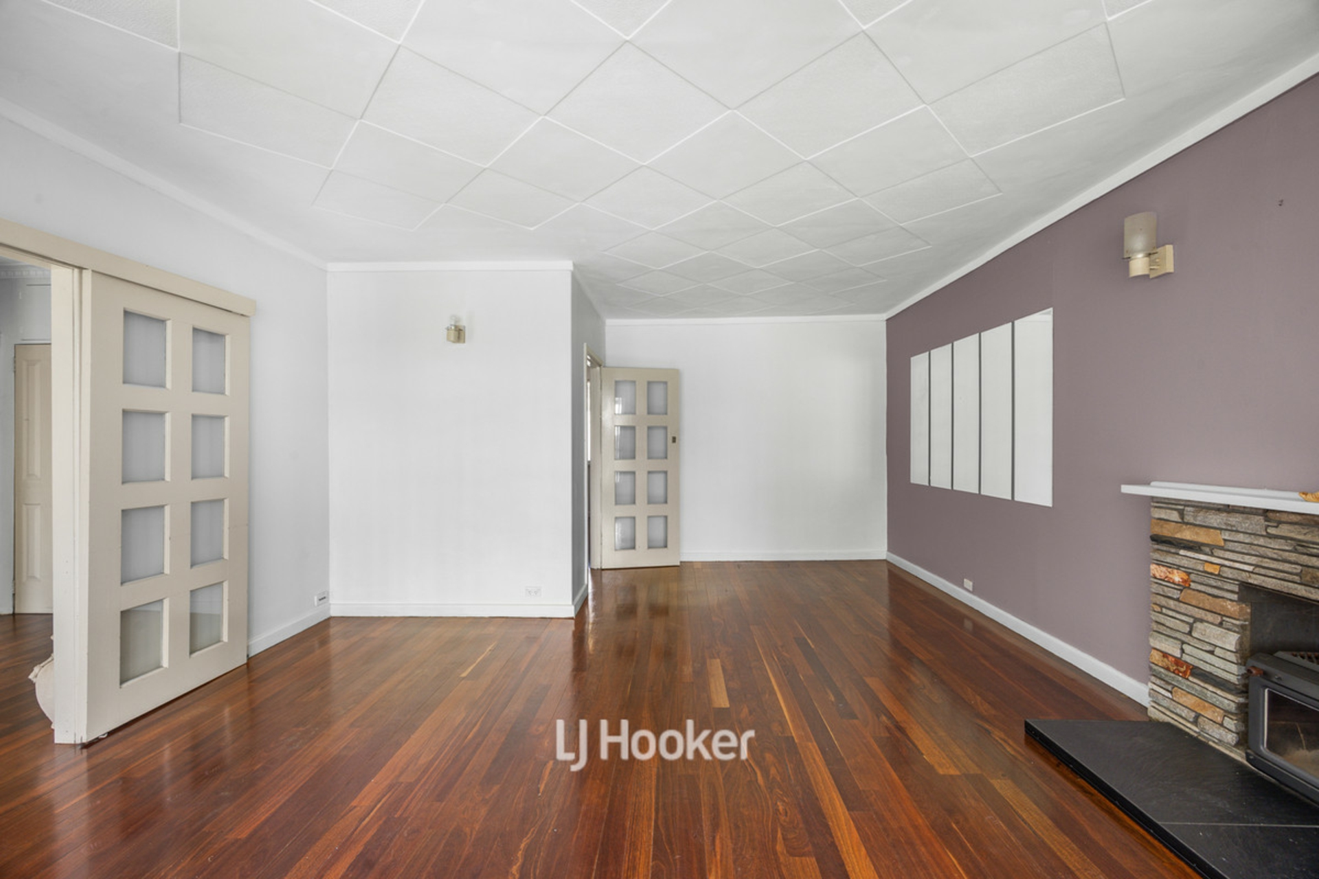 16 Hutchinson Road — photo 8 of 30
