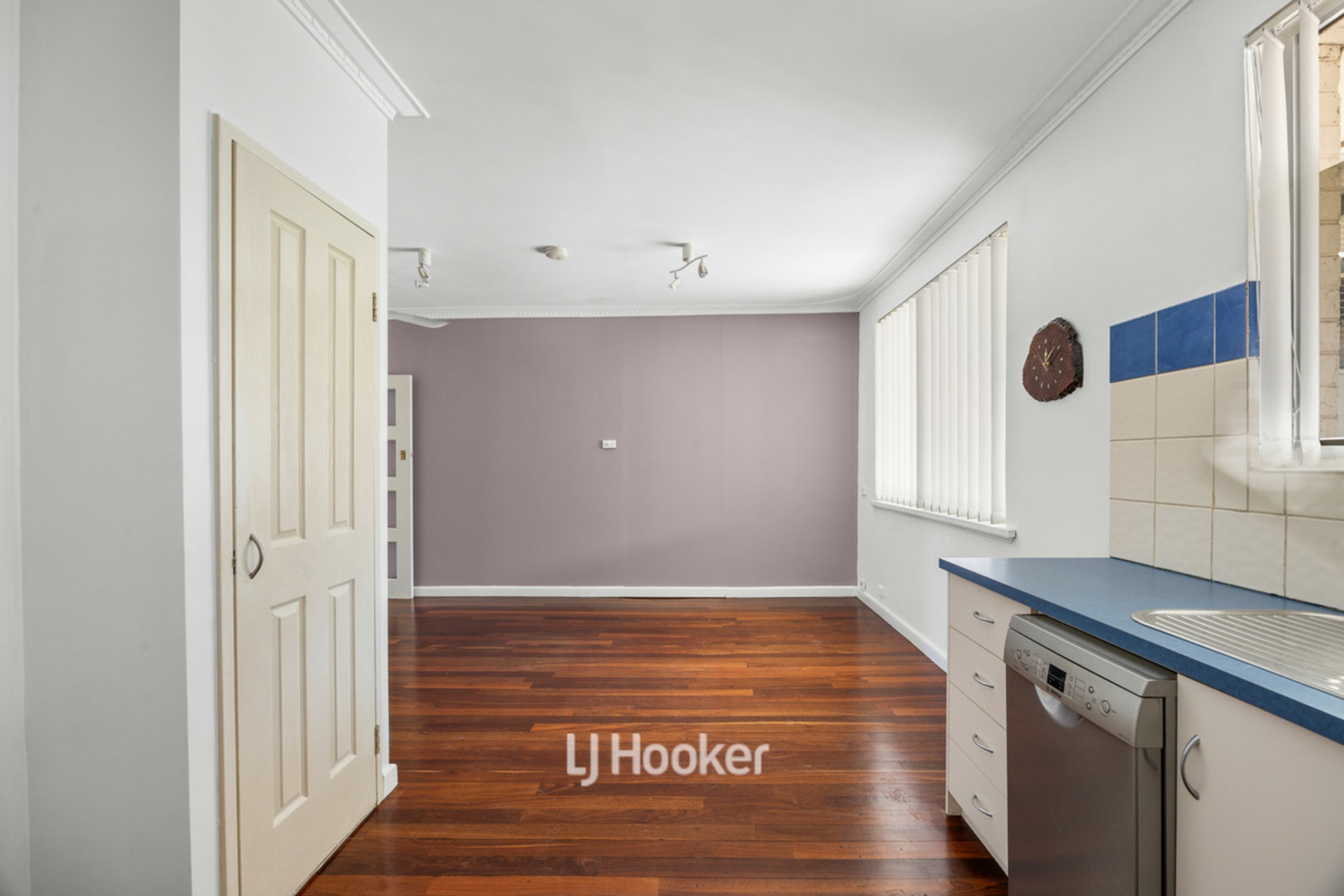 16 Hutchinson Road — photo 18 of 30