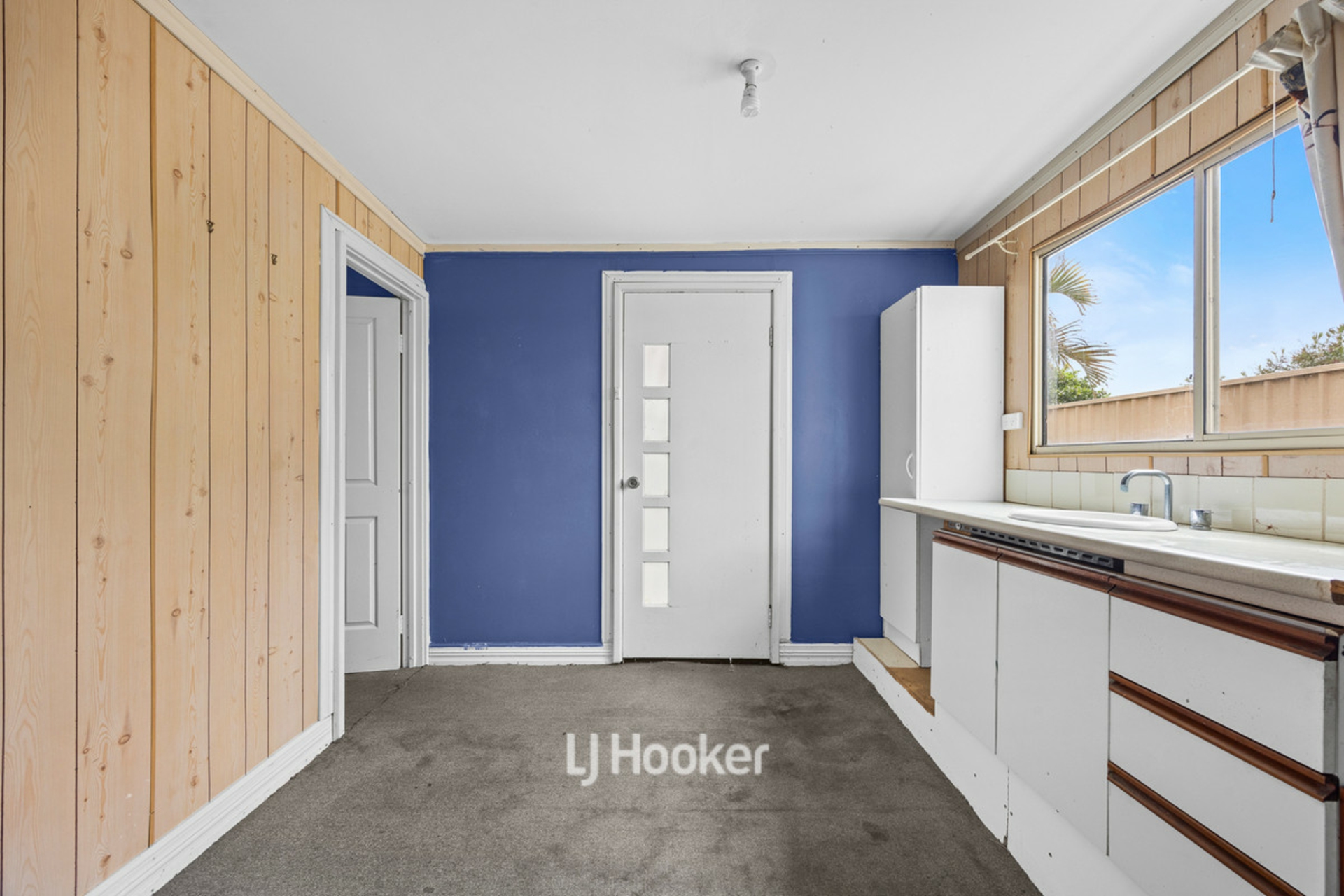 16 Hutchinson Road — photo 28 of 30