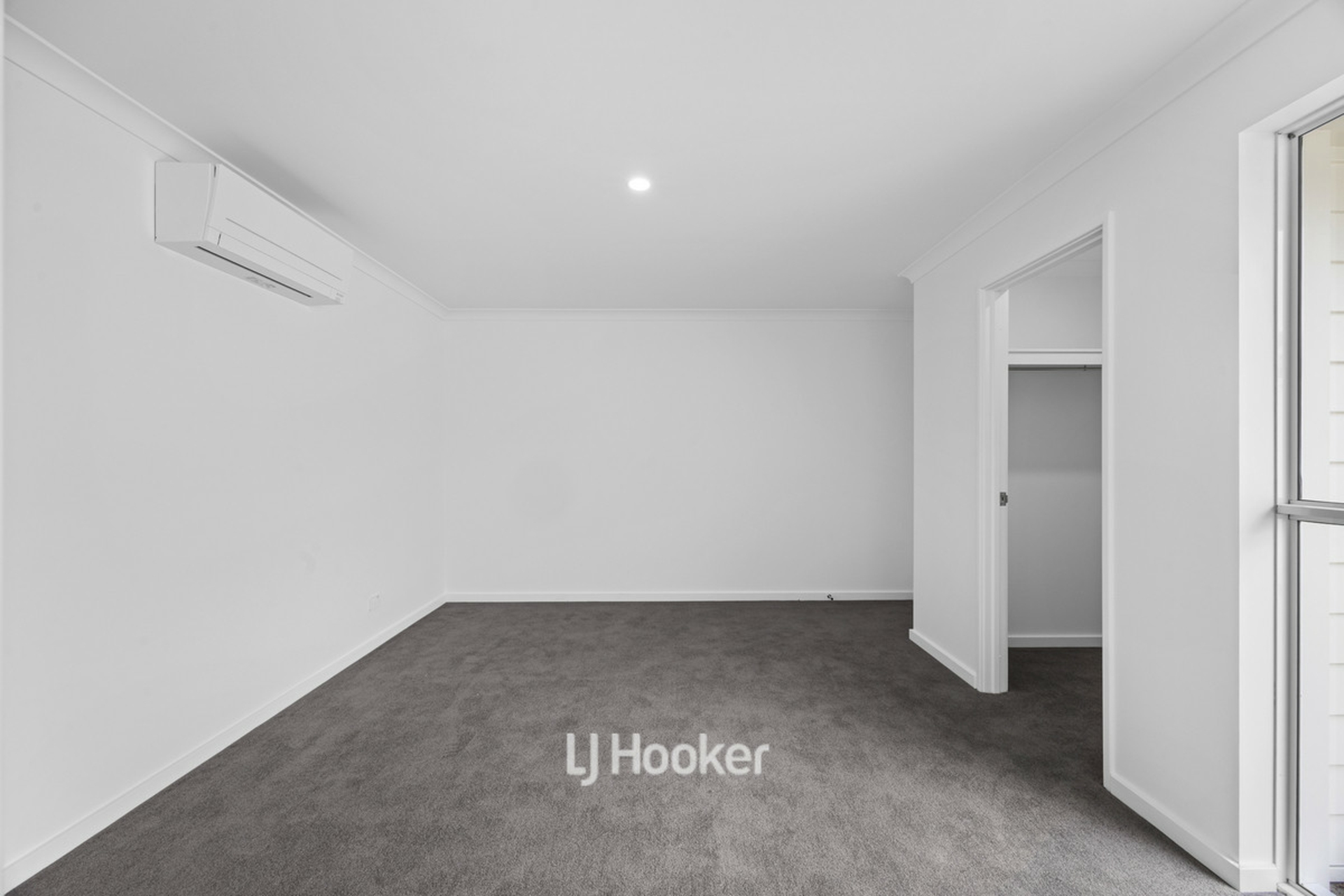 36A Constitution Street — photo 11 of 20