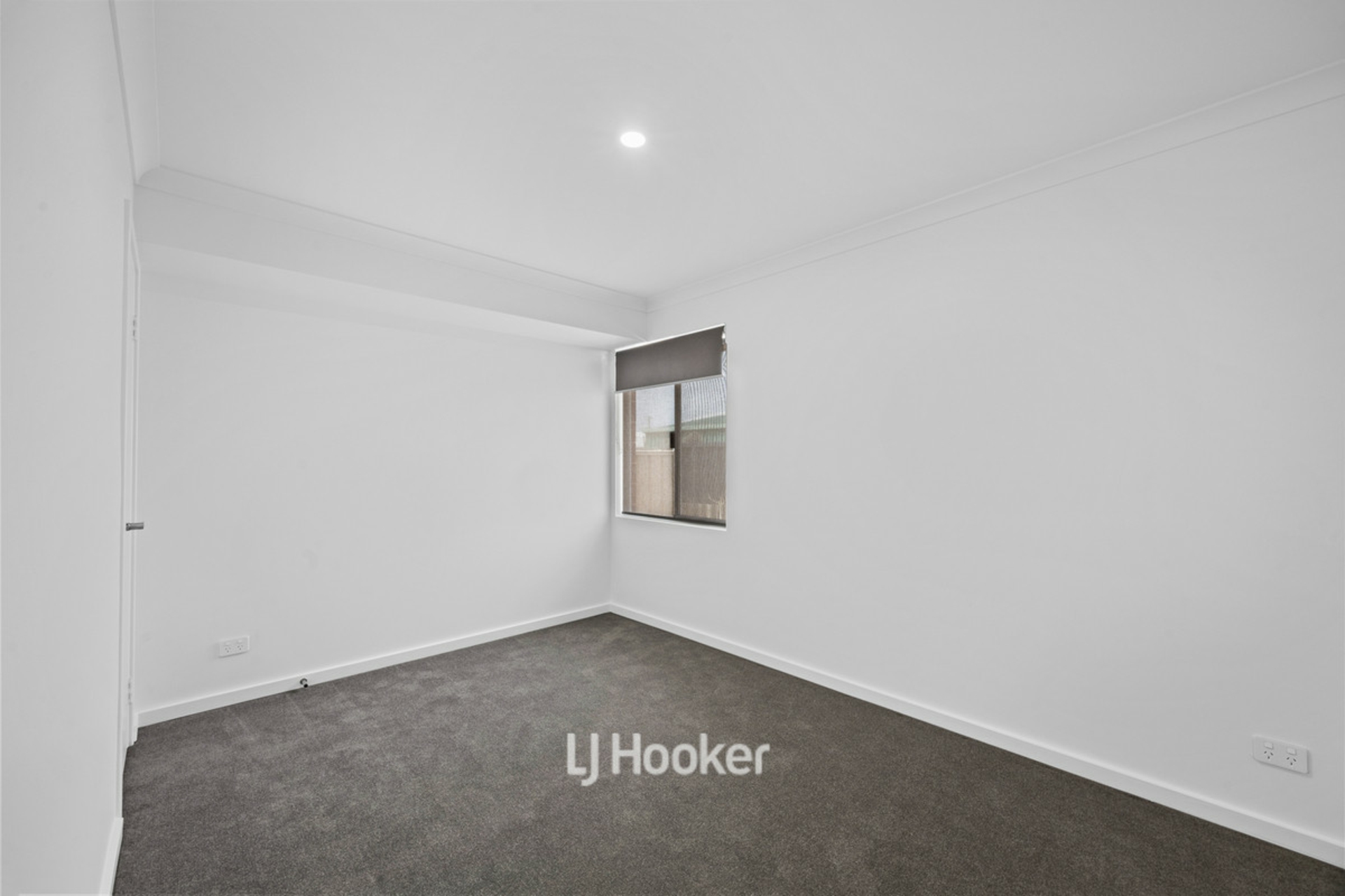 36A Constitution Street — photo 13 of 20