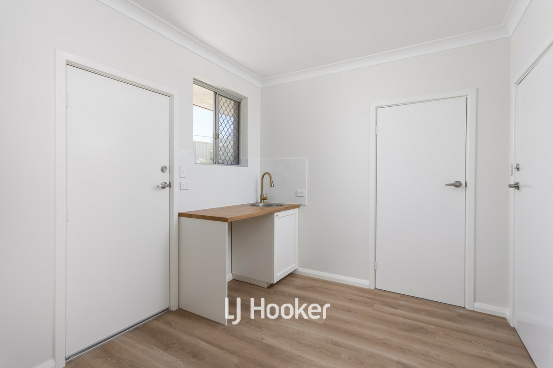 19C Clarke Street — photo 10 of 14