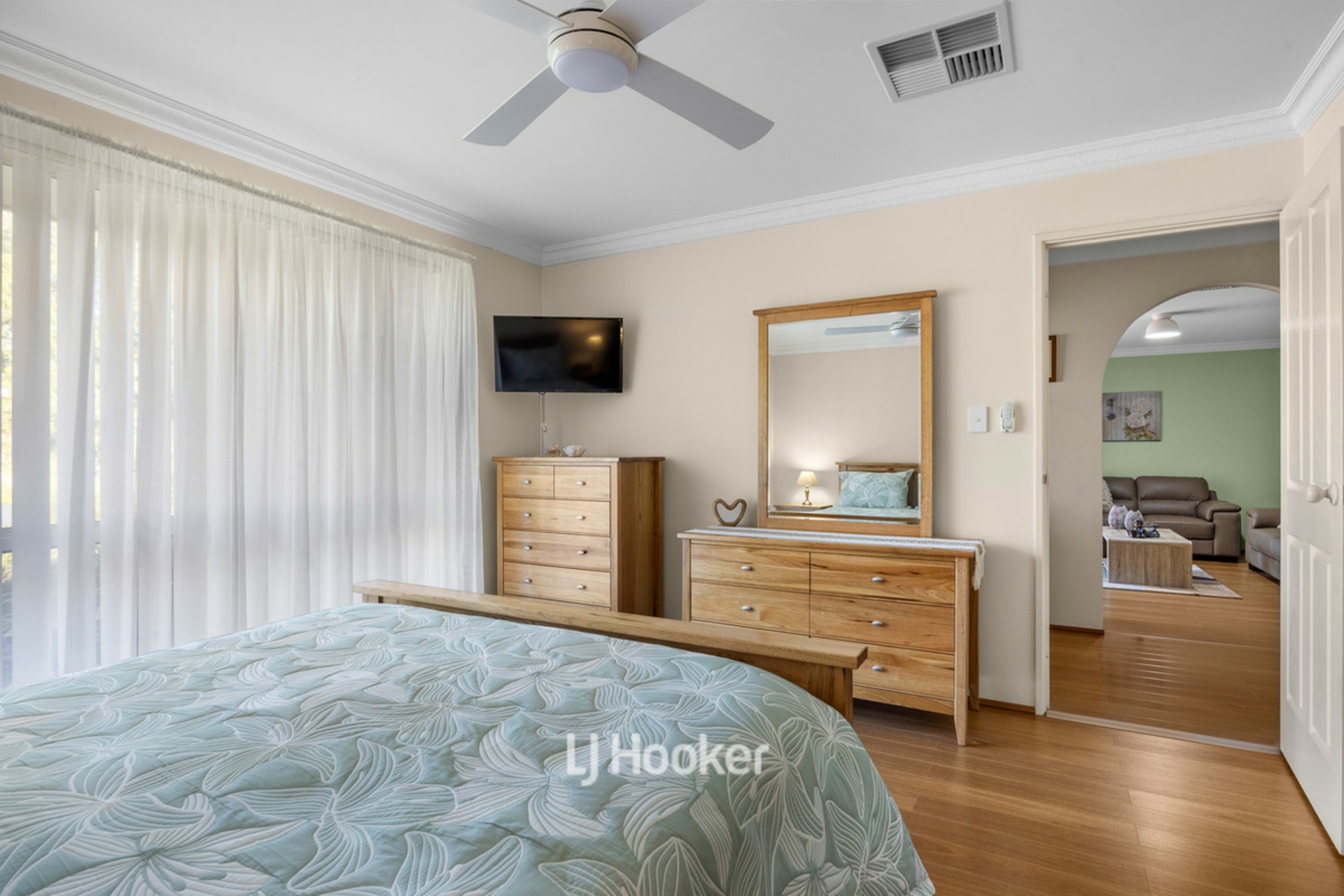4 Headland Road — photo 4 of 30