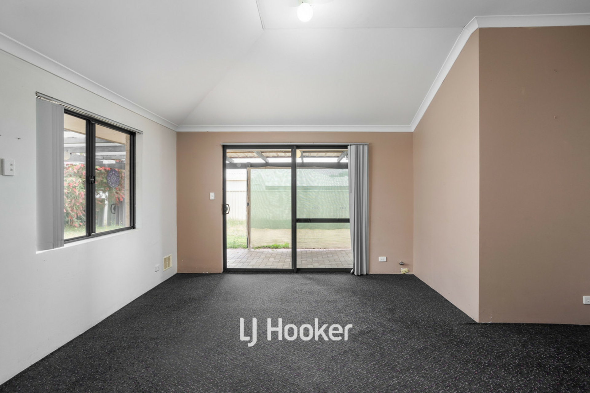 141 Millard Street — photo 7 of 20