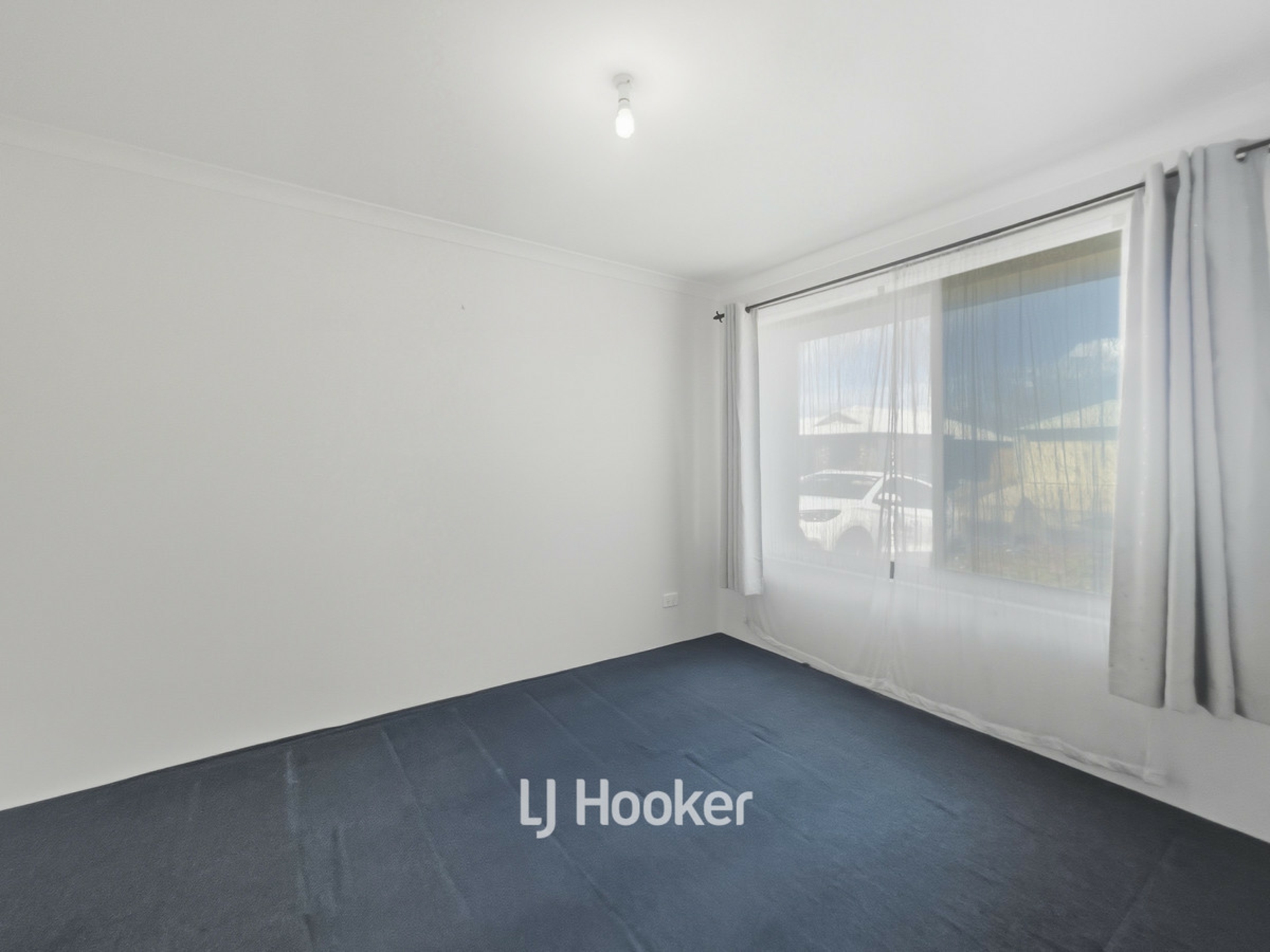 58 Gigondas Street — photo 10 of 11