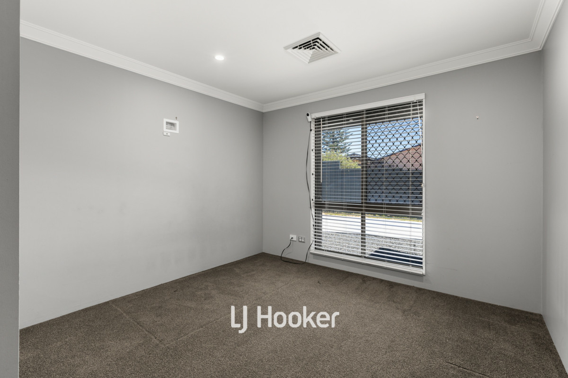 39 Mangles Street — photo 16 of 26