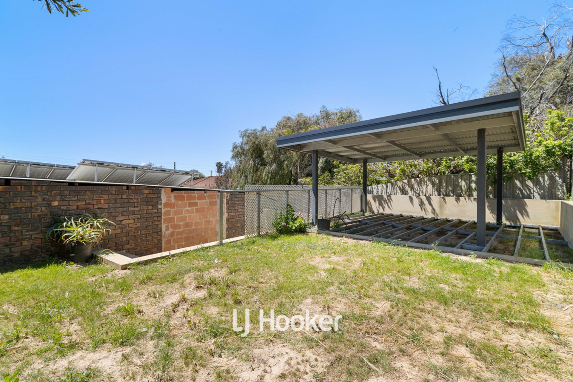 39 Mangles Street — photo 25 of 26