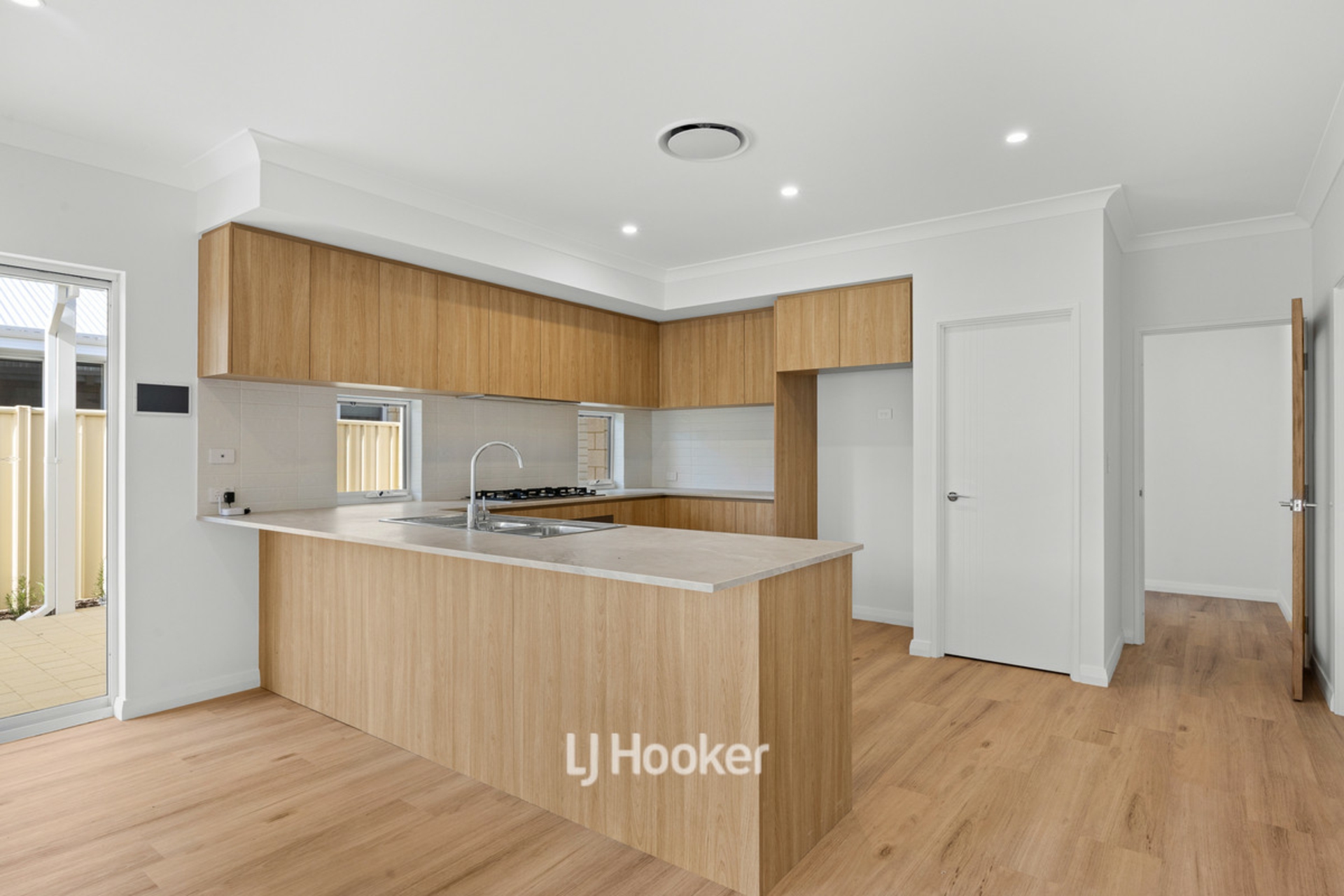 11 Sheshan Road — photo 13 of 30