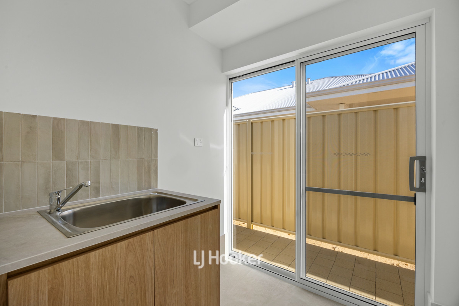 11 Sheshan Road — photo 28 of 30