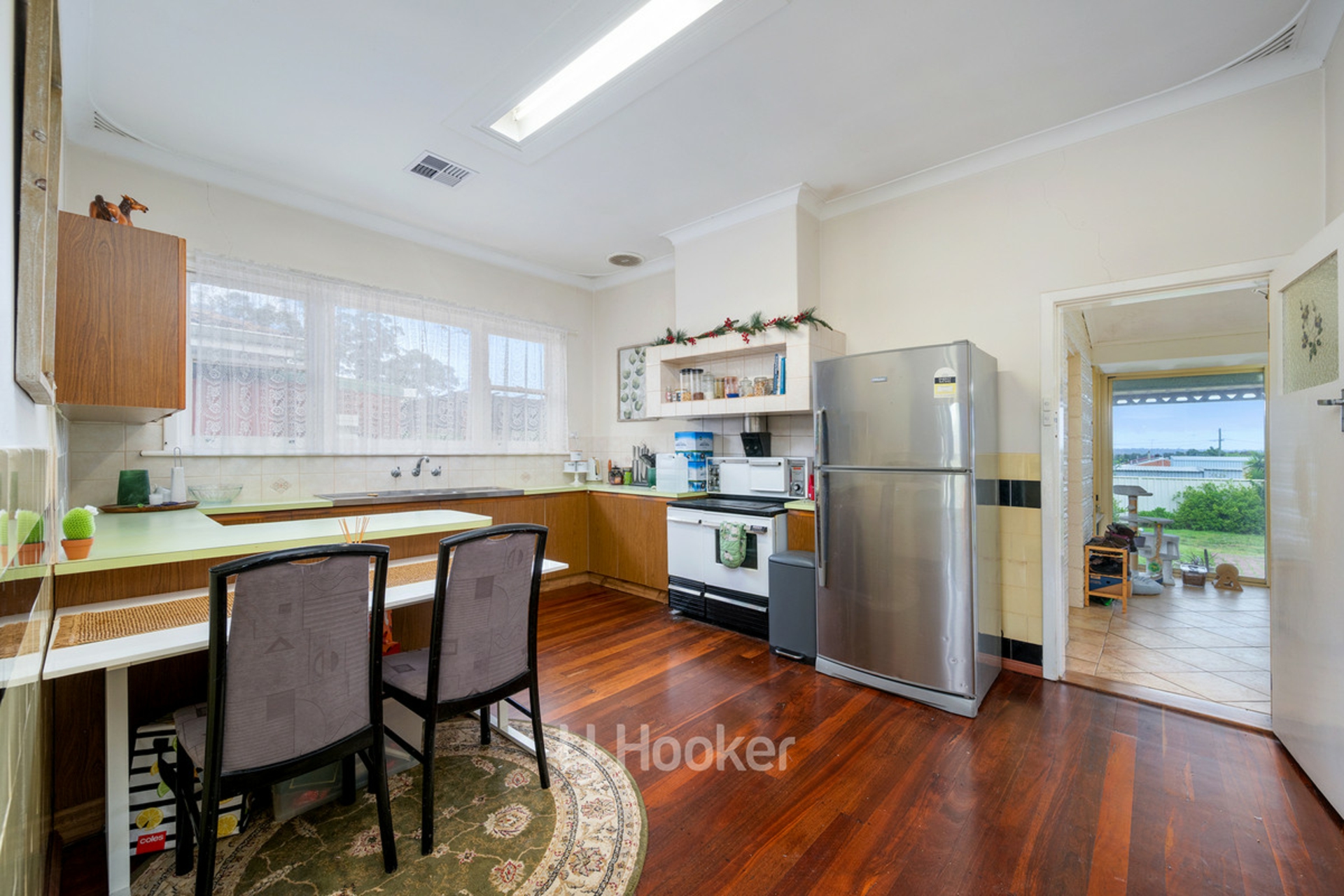 246 Steere Street North — photo 7 of 24