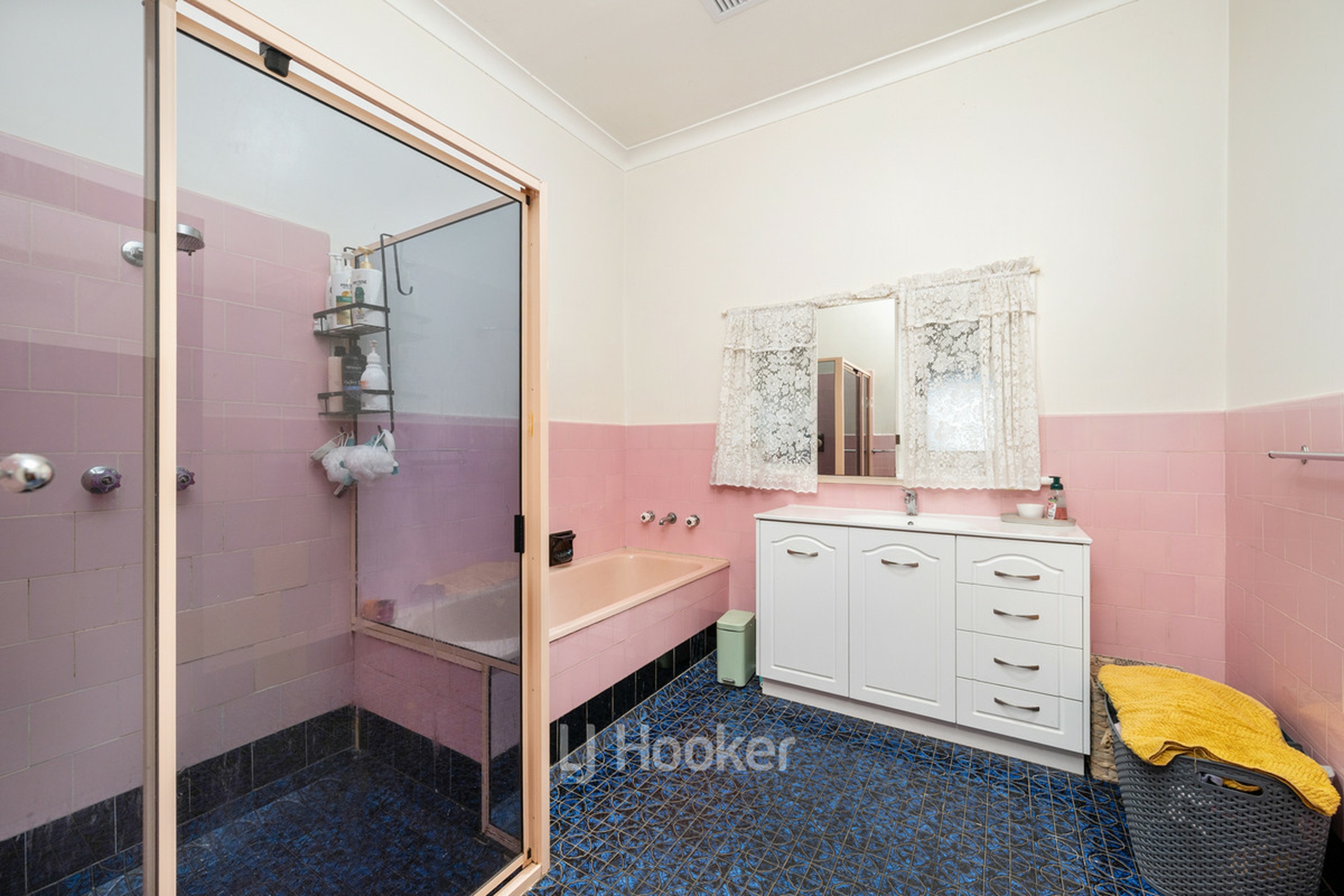 246 Steere Street North — photo 15 of 24