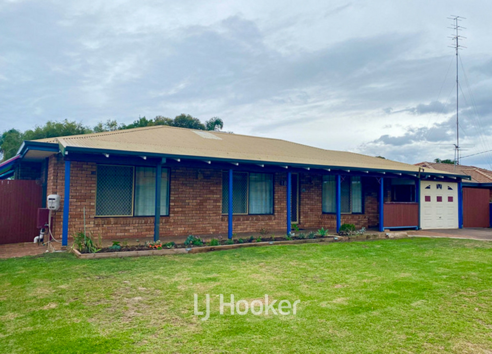 18 Kinkella Drive — photo from LJ Hooker Property South West WA