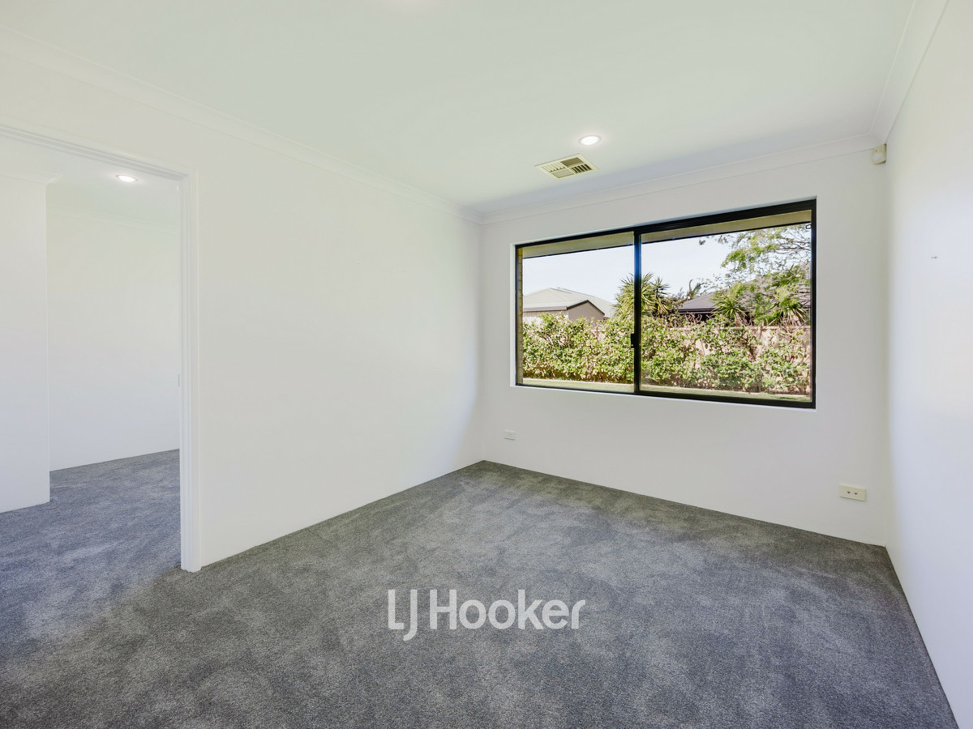 5 Nougat Crescent — photo 10 of 18