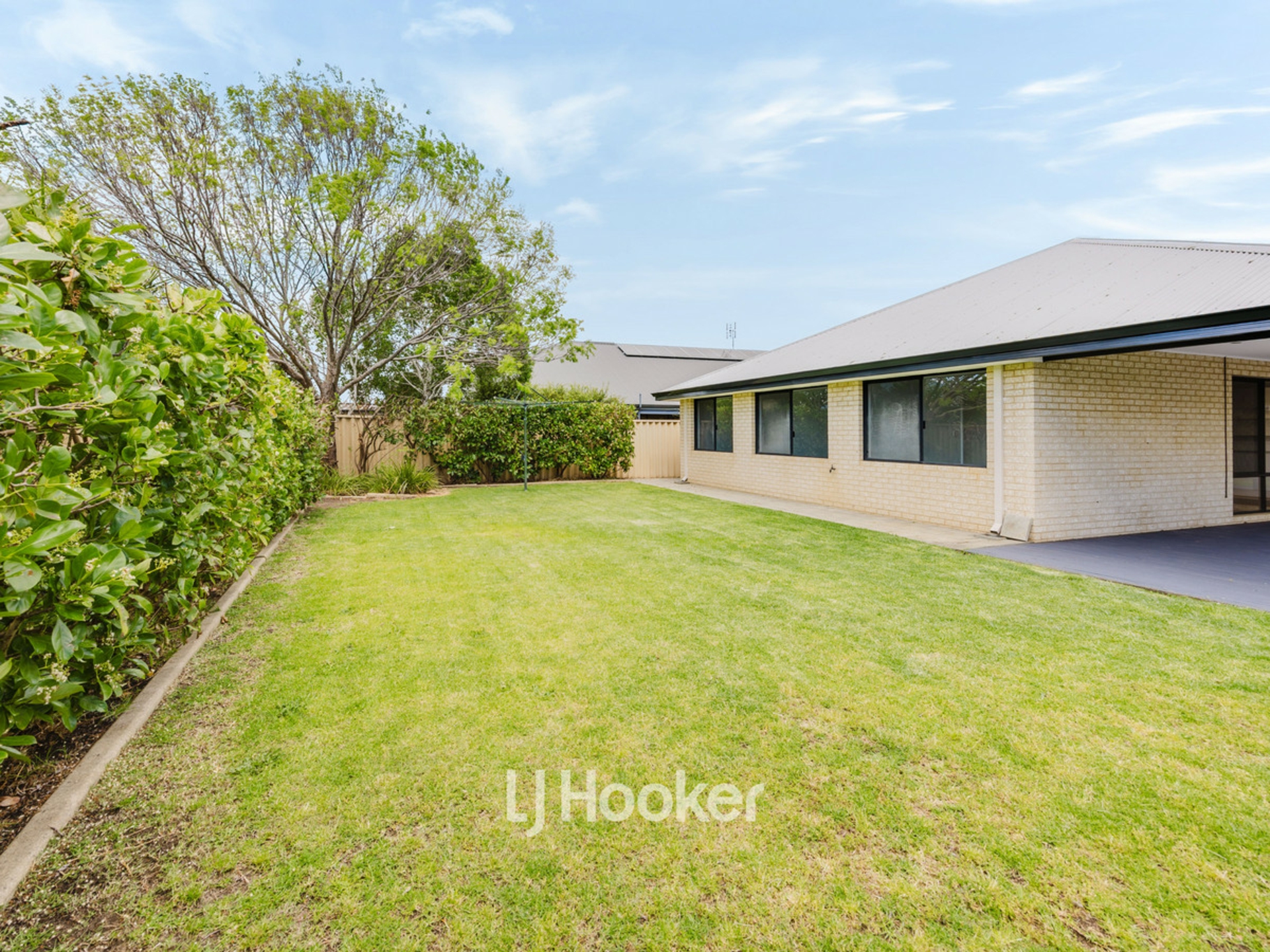 5 Nougat Crescent — photo 17 of 18