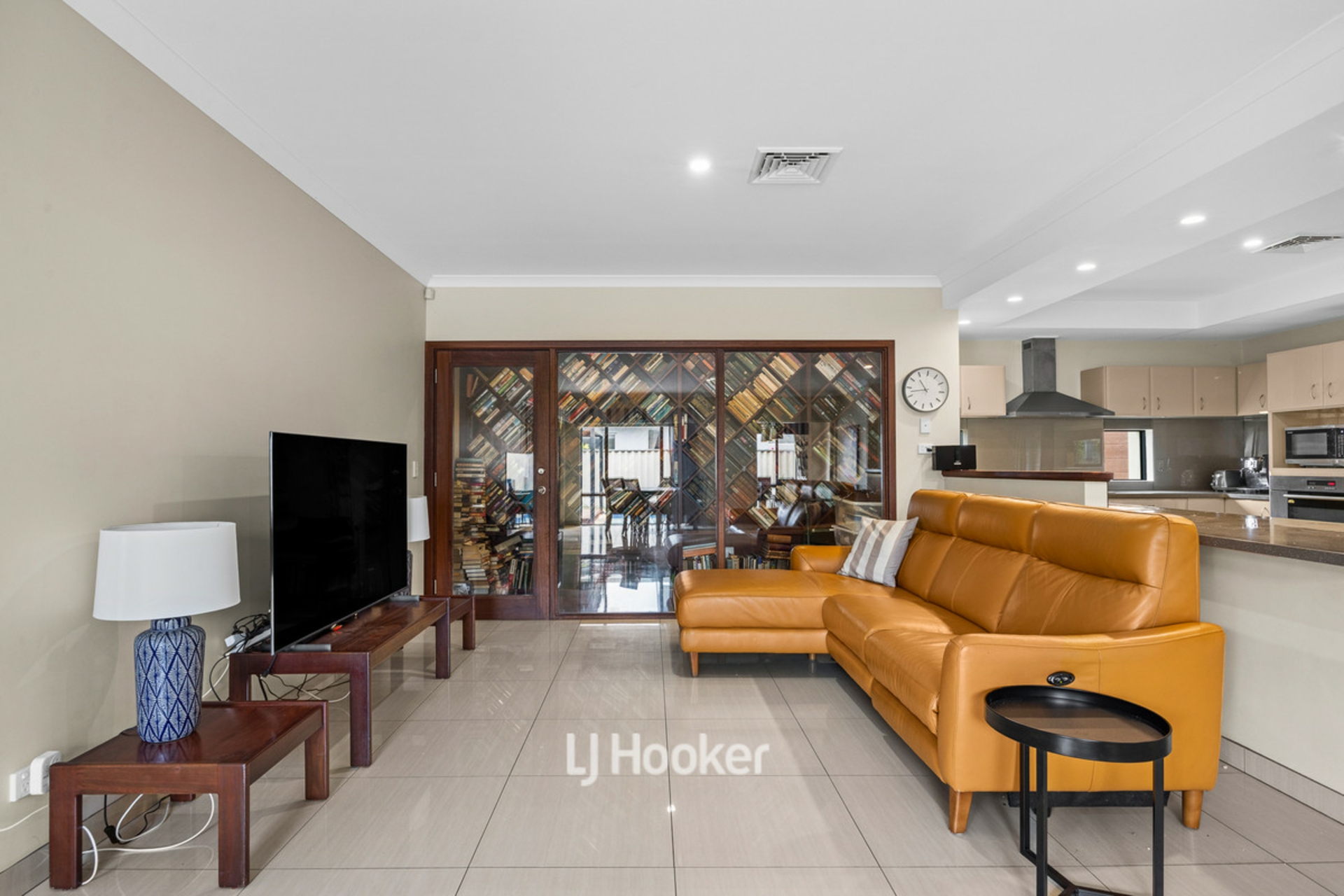 341 Norton Promenade — photo 11 of 30