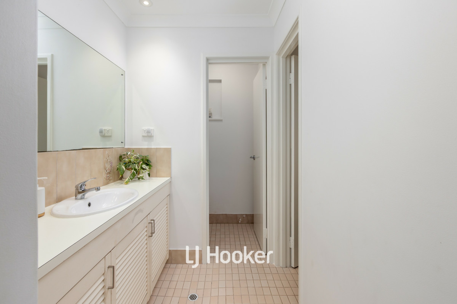 14 Johnston Avenue — photo 18 of 30