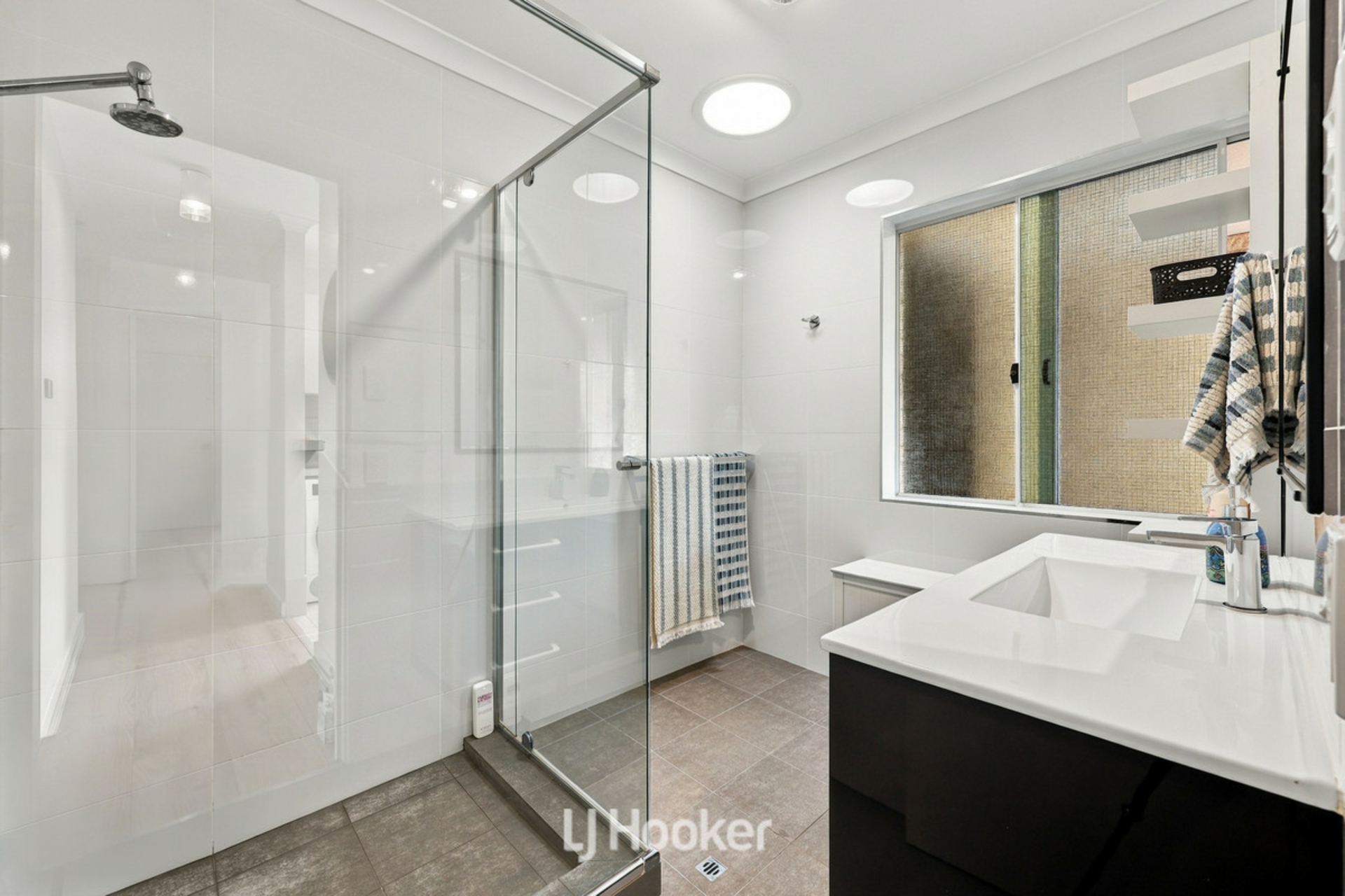 1/11 Donnelly Court — photo 18 of 28