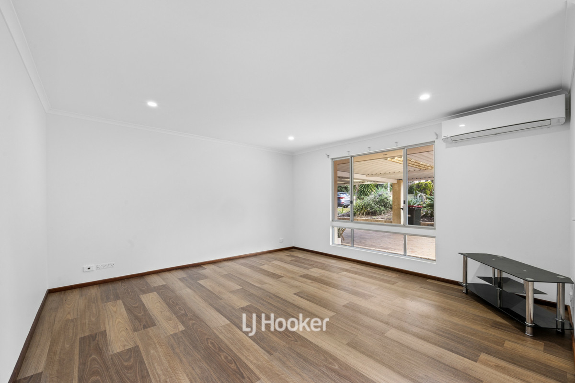 17 Tingle Street — photo 3 of 30