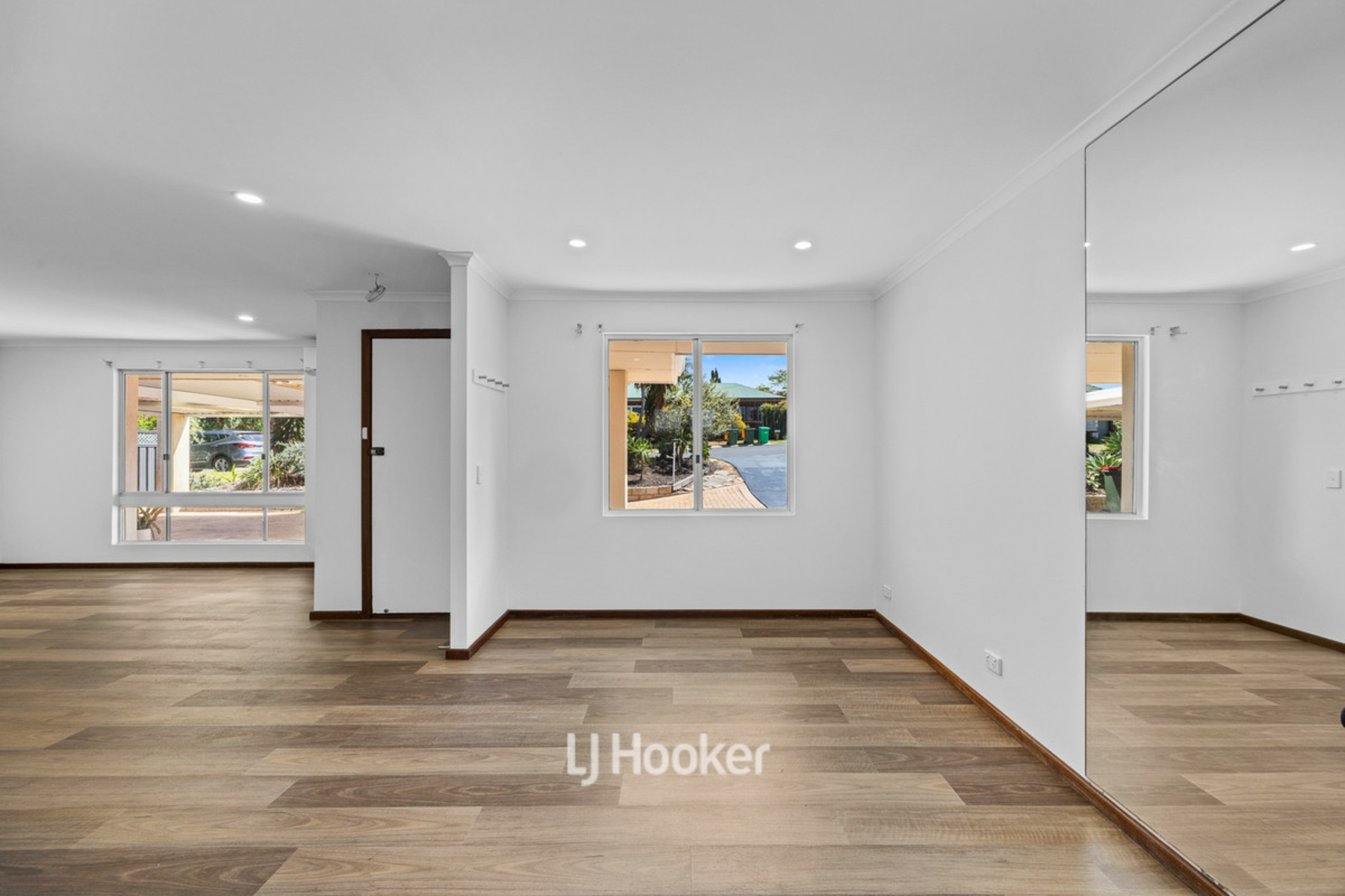 17 Tingle Street — photo 6 of 30