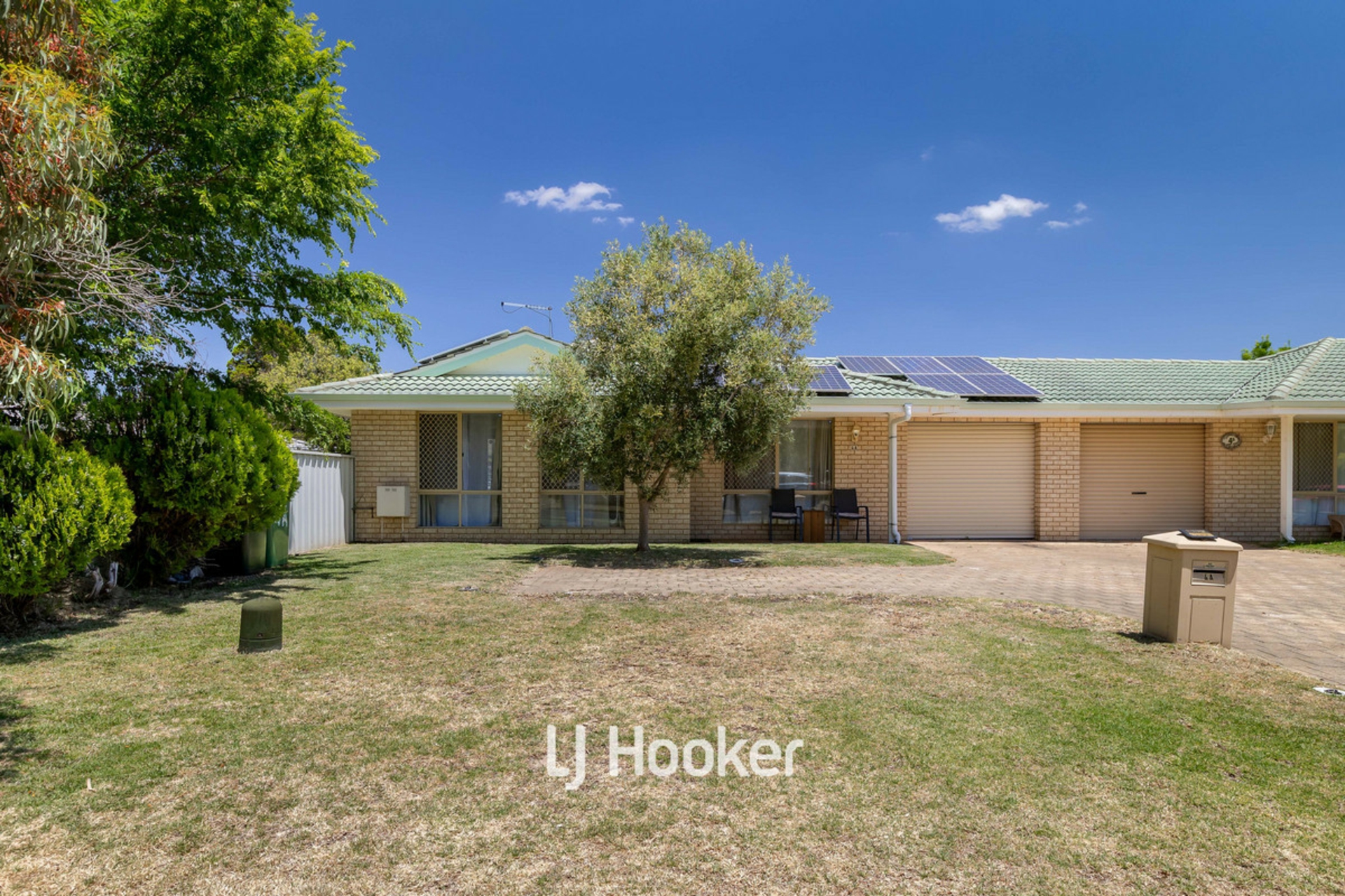 1/4 Butcherbird Place — photo from LJ Hooker Property South West WA