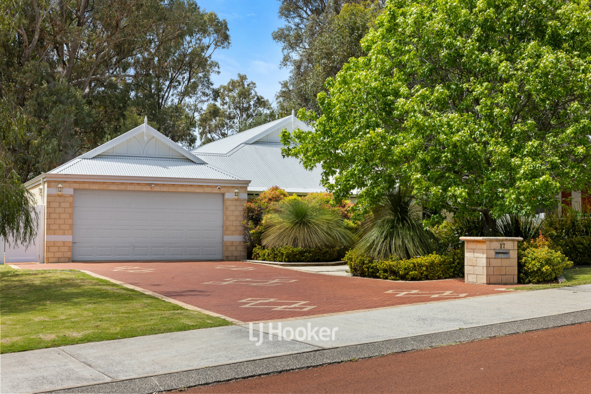 17 Hornibrook Road — photo 2 of 30