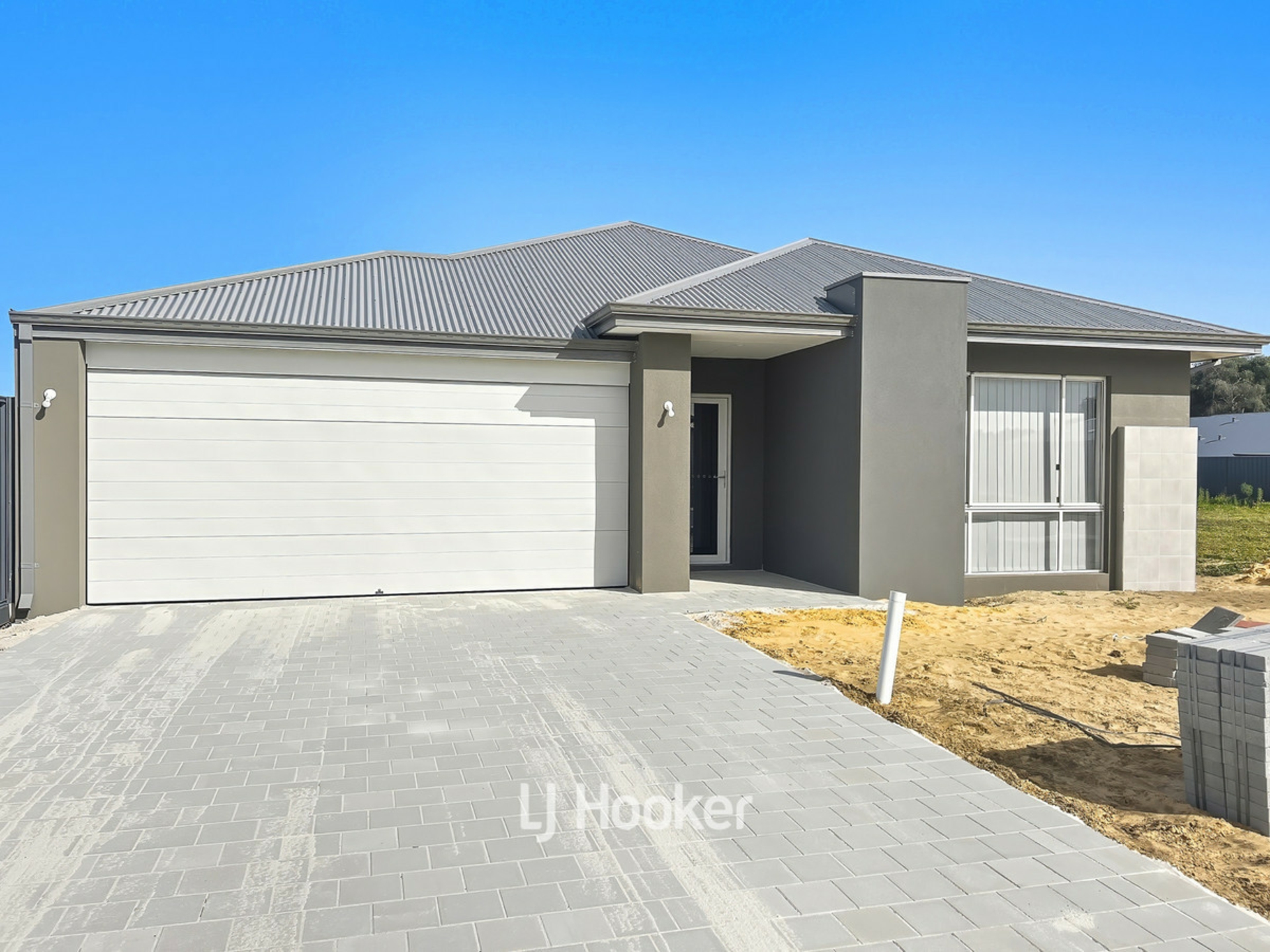 18 Eucalyptus Way — photo from LJ Hooker Property South West WA
