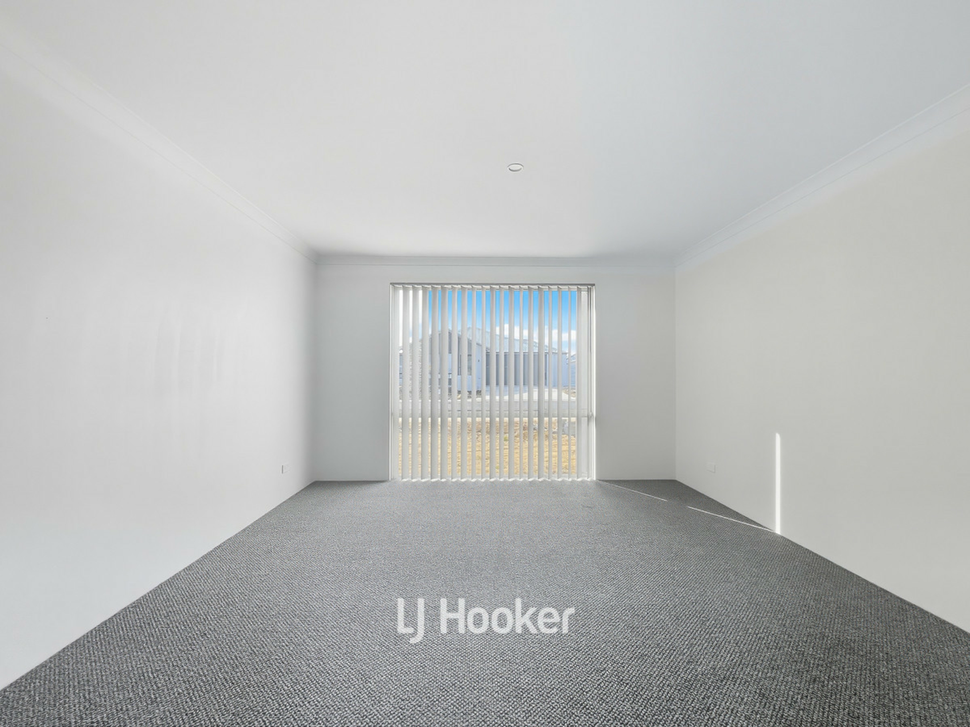 18 Eucalyptus Way — photo 8 of 9
