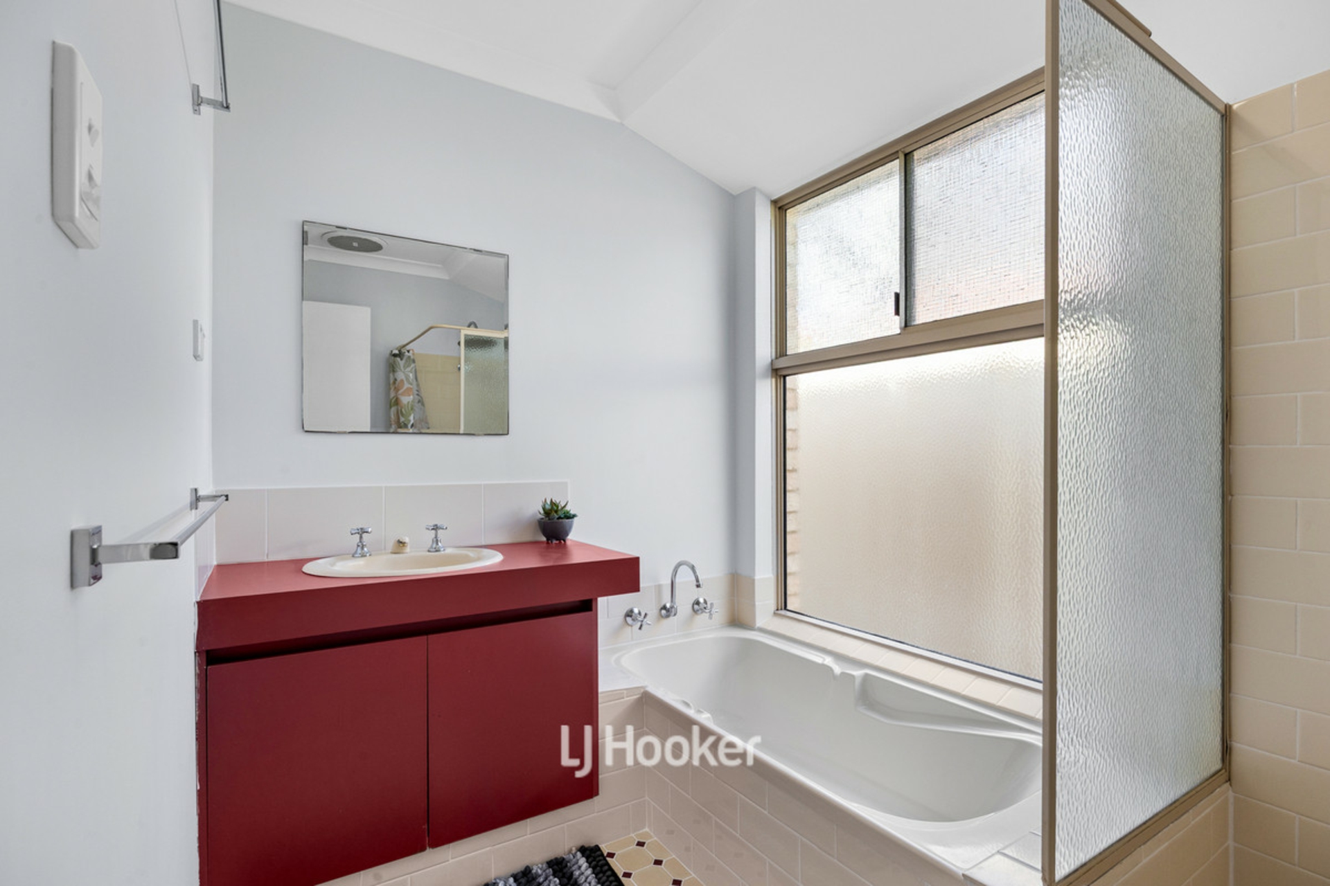 86 Hale Street — photo 21 of 30