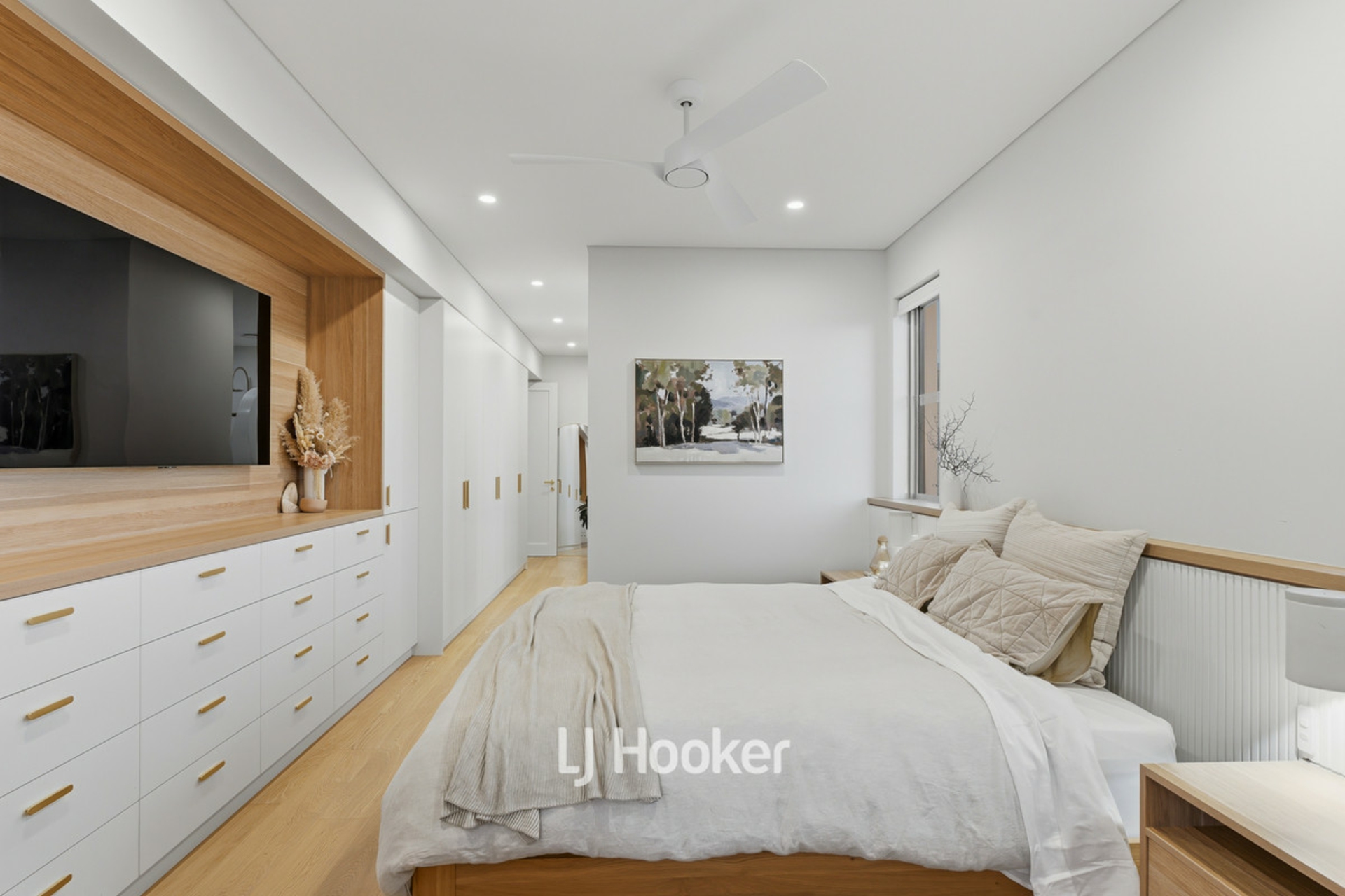 199 Ocean Drive — photo 10 of 26