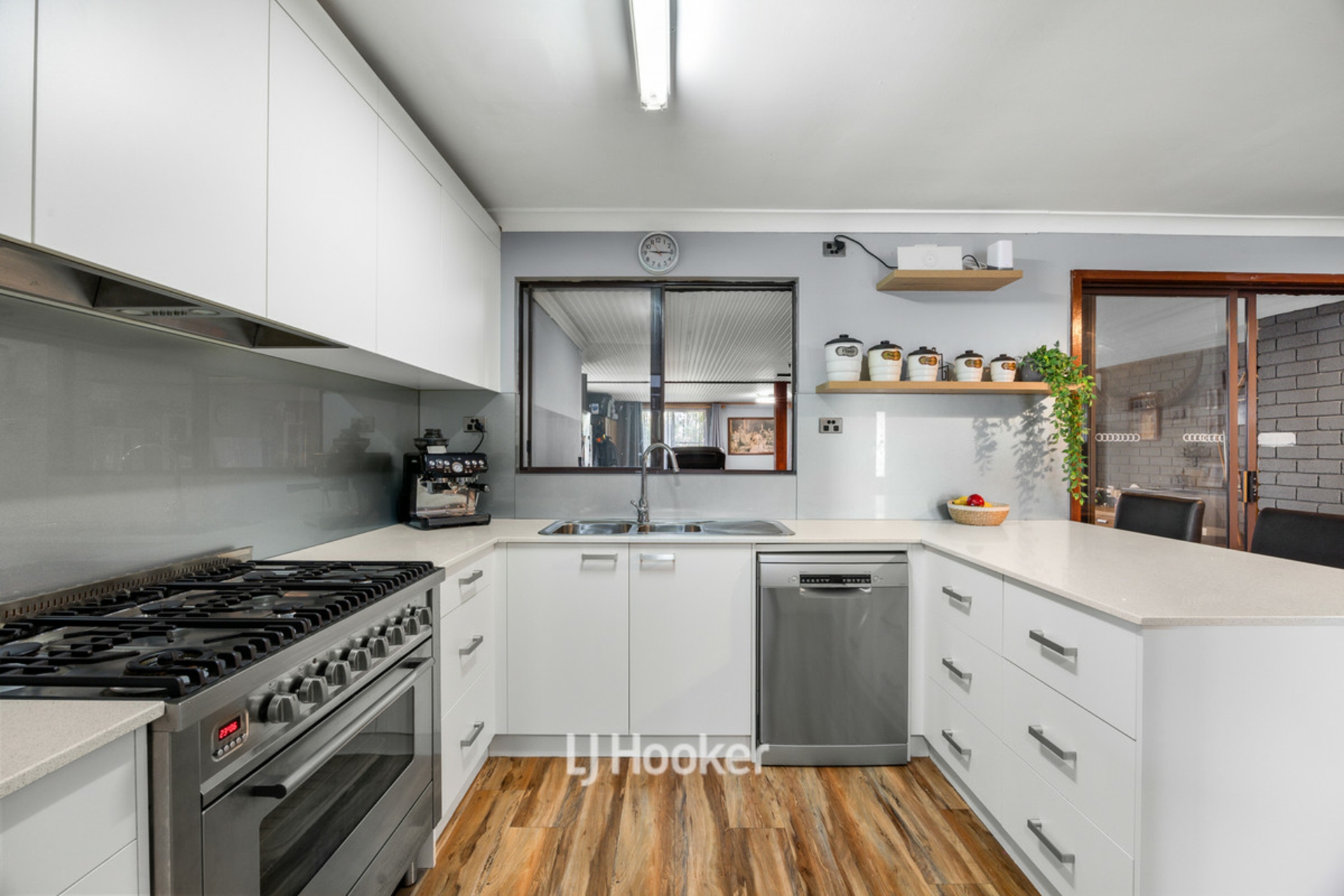 23 Clarke Street — photo 2 of 30