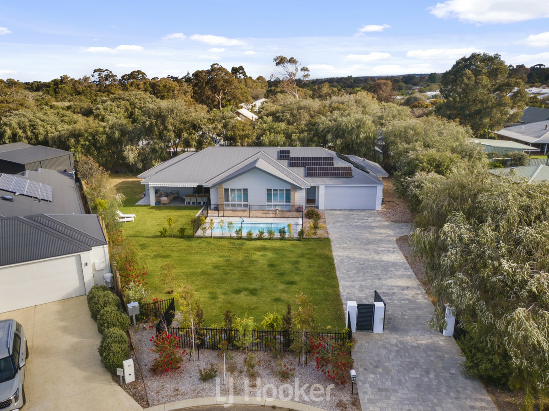 14 Lenamont Court — photo 15 of 17