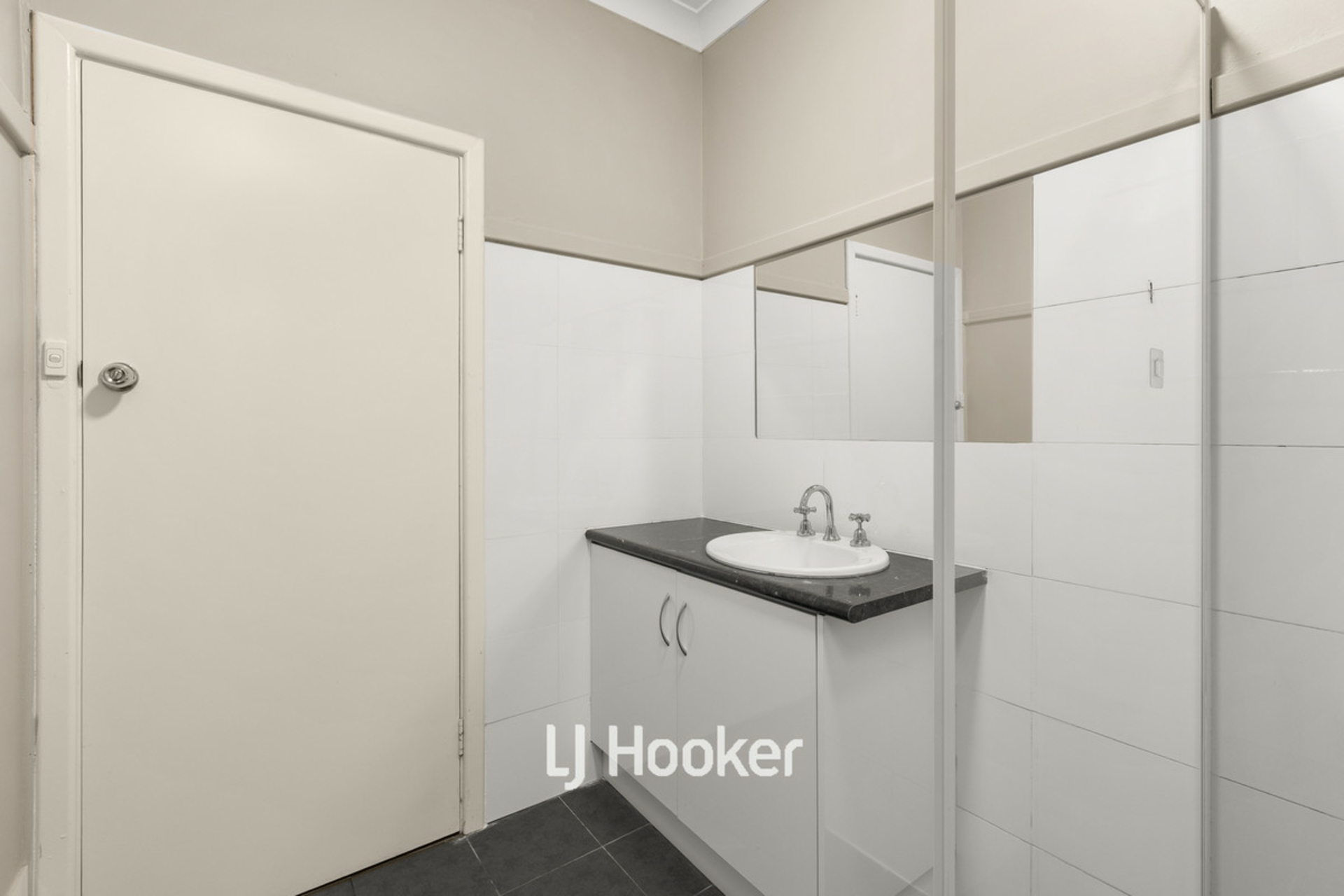 12 Strickland Street — photo 11 of 15