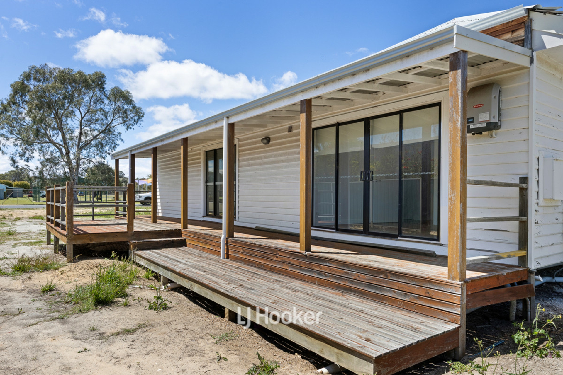 58 South Western Highway — photo 19 of 25