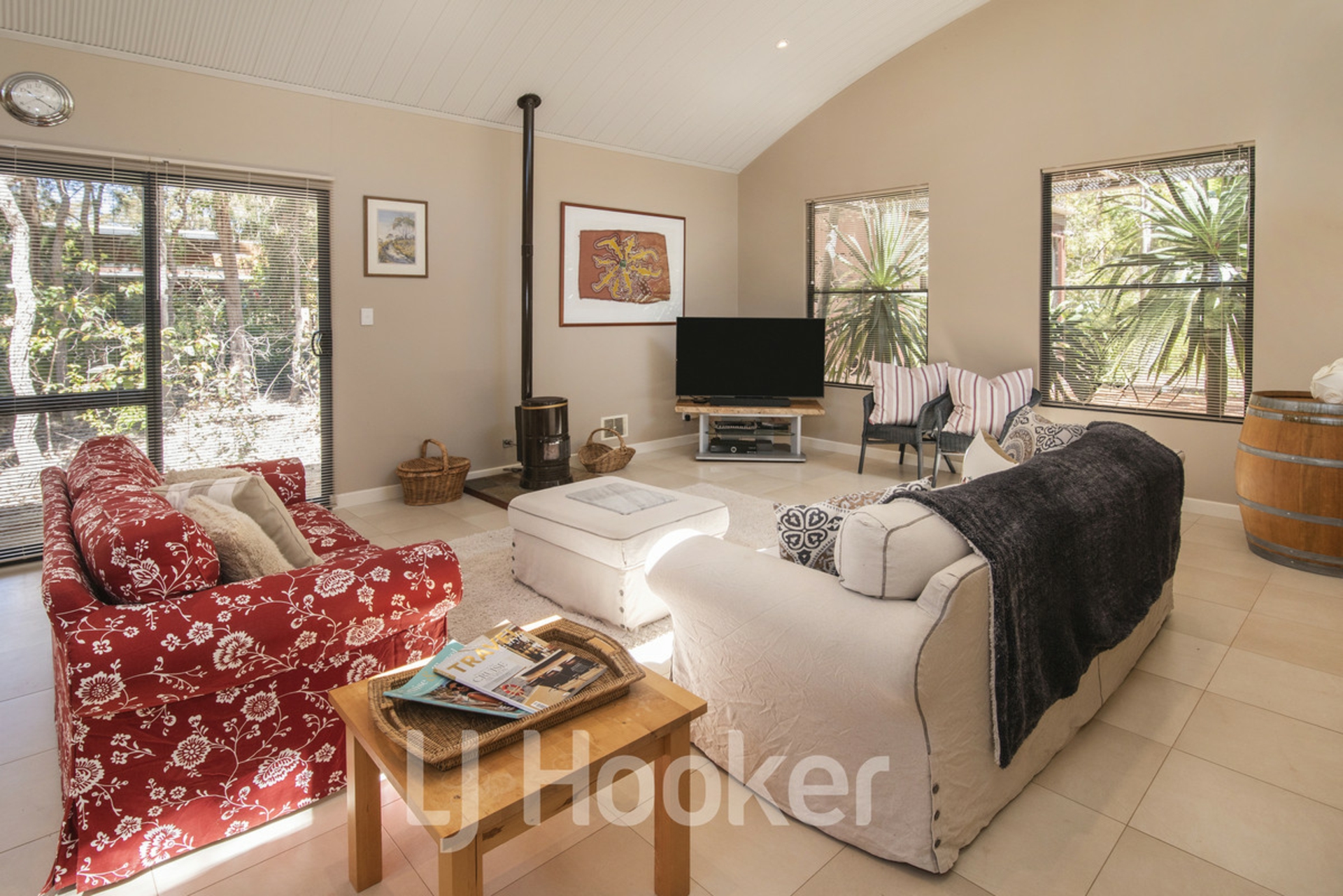 16 Bird Wood Lane — photo 6 of 16