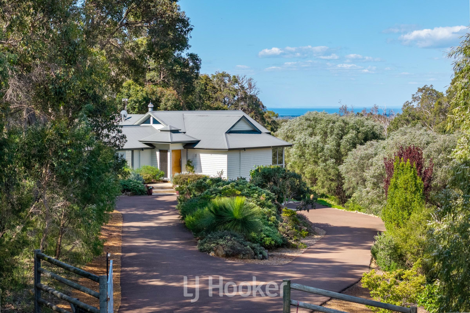 41 Blackbutt Close — photo from LJ Hooker Property South West WA