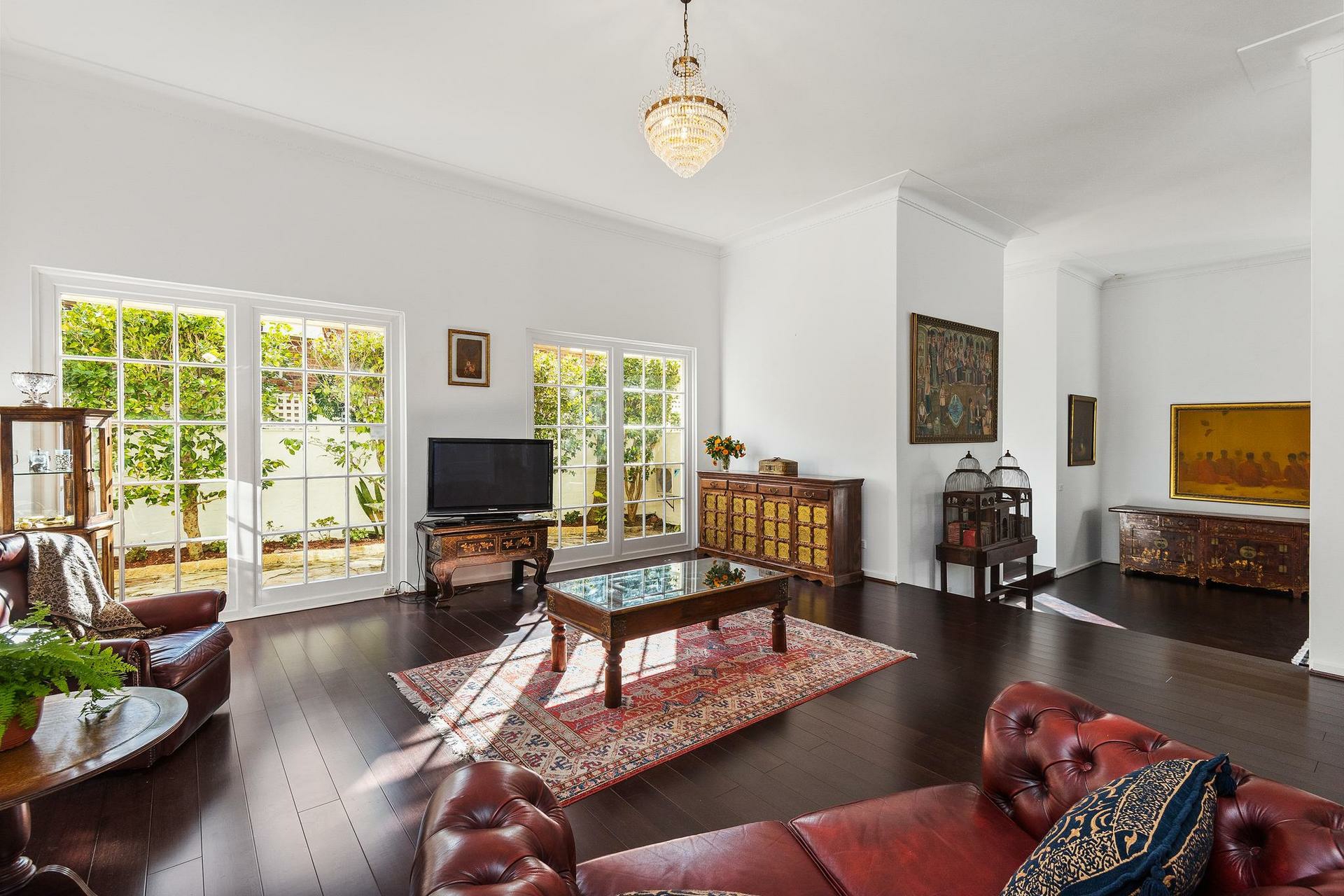 124 Pacific Road, PALM BEACH