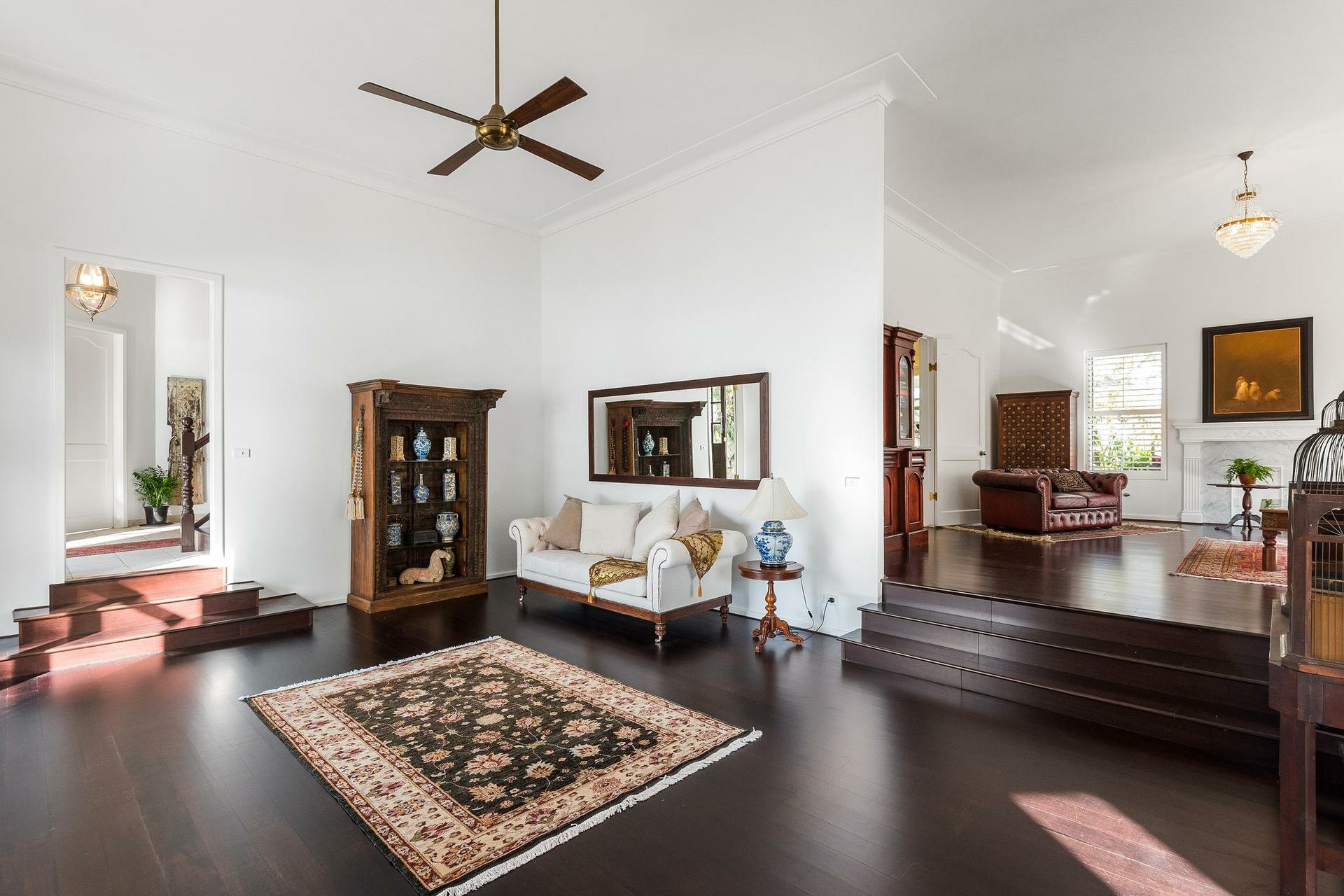 124 Pacific Road, PALM BEACH
