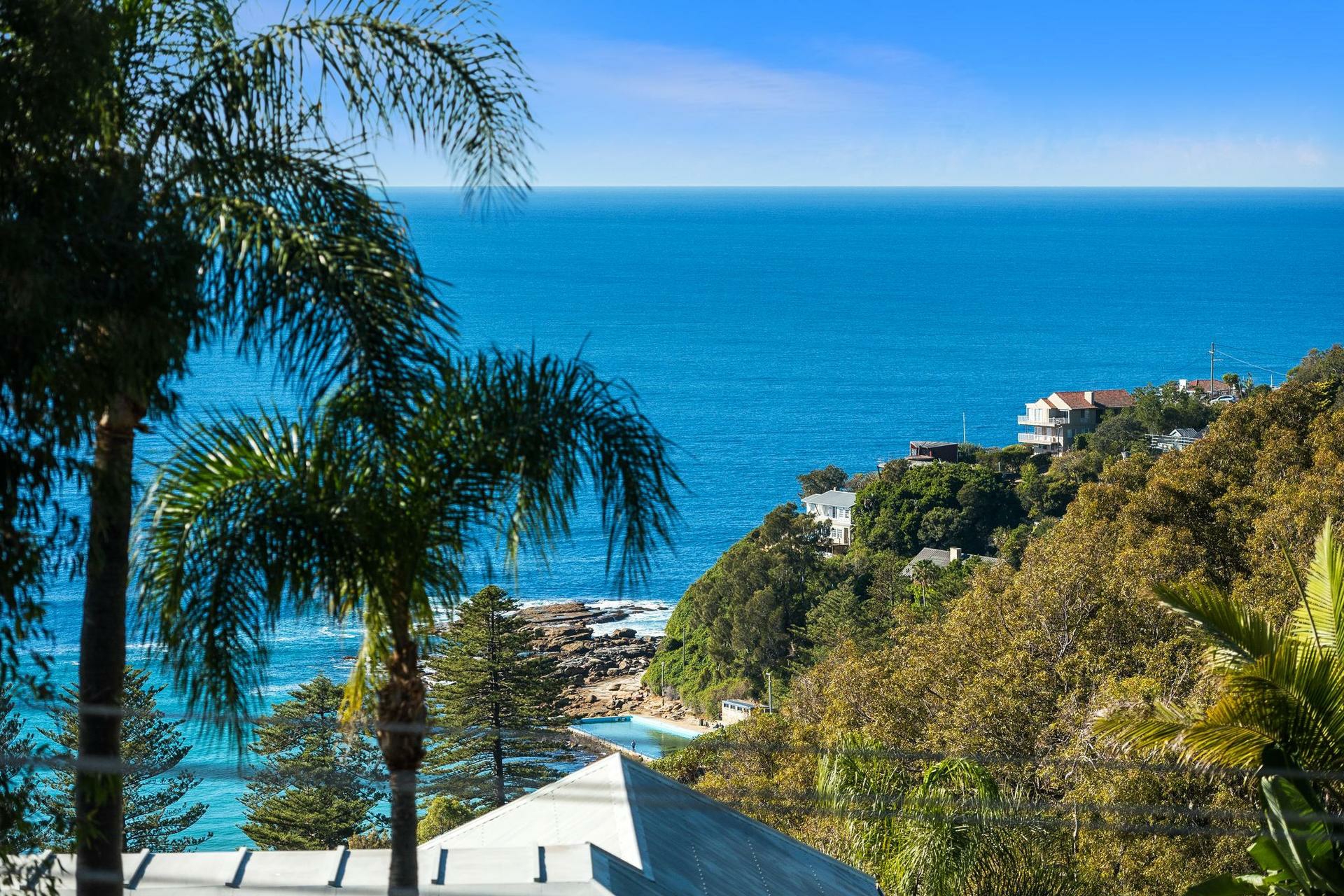 124 Pacific Road, PALM BEACH