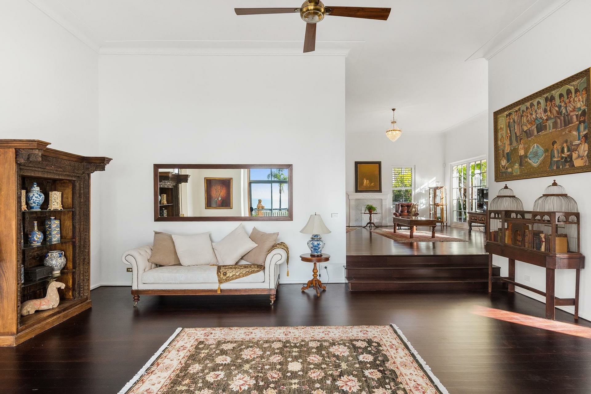 124 Pacific Road, PALM BEACH