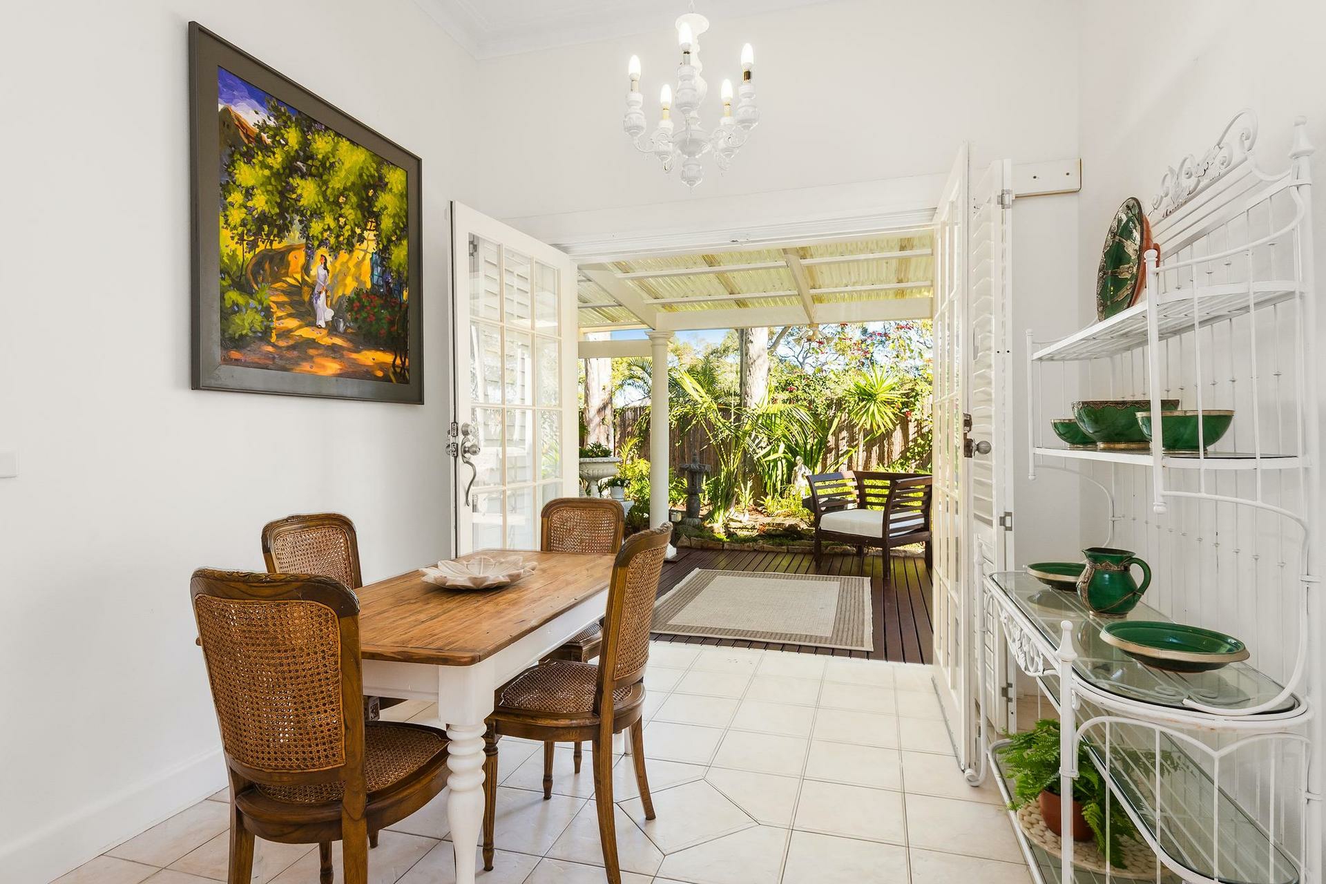 124 Pacific Road, PALM BEACH