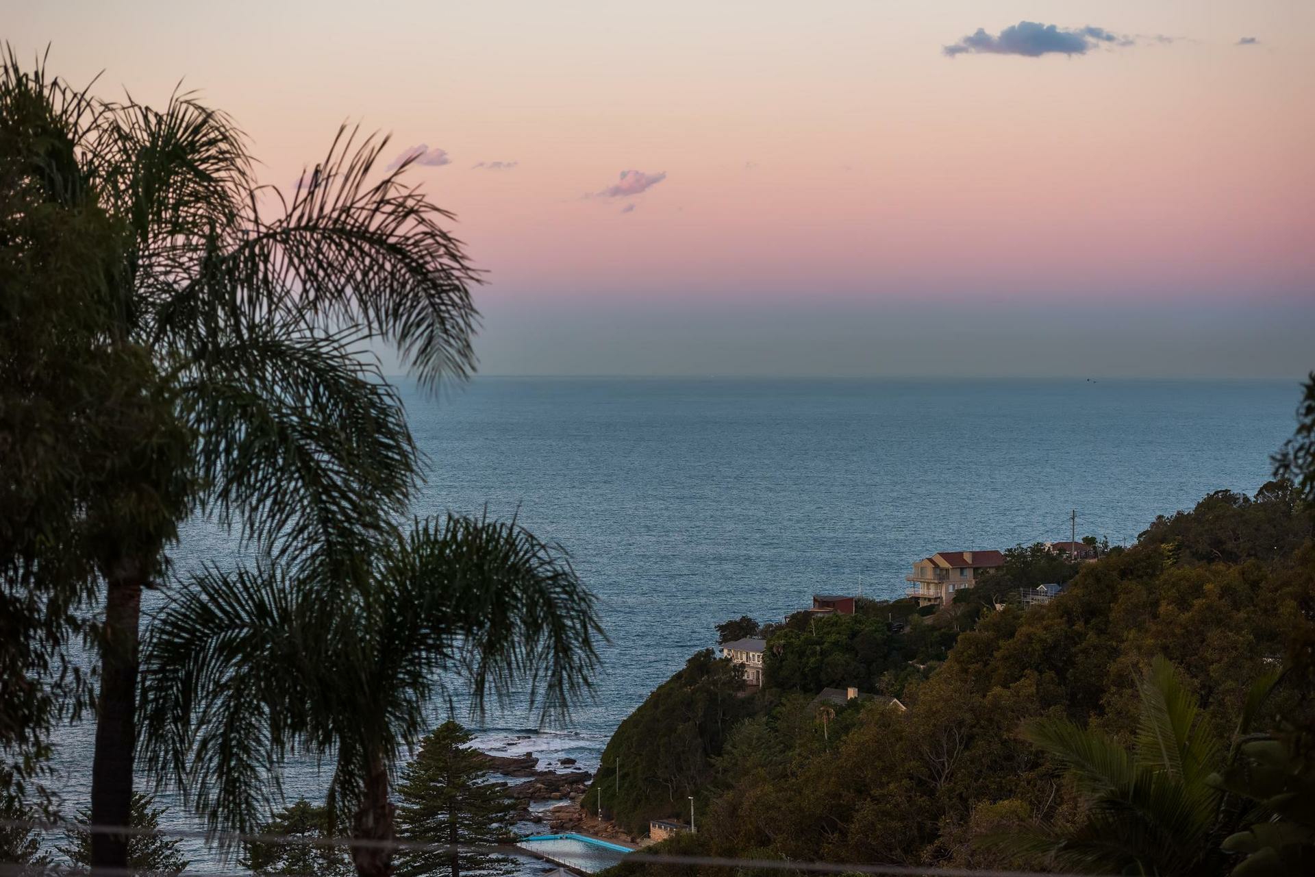 124 Pacific Road, PALM BEACH