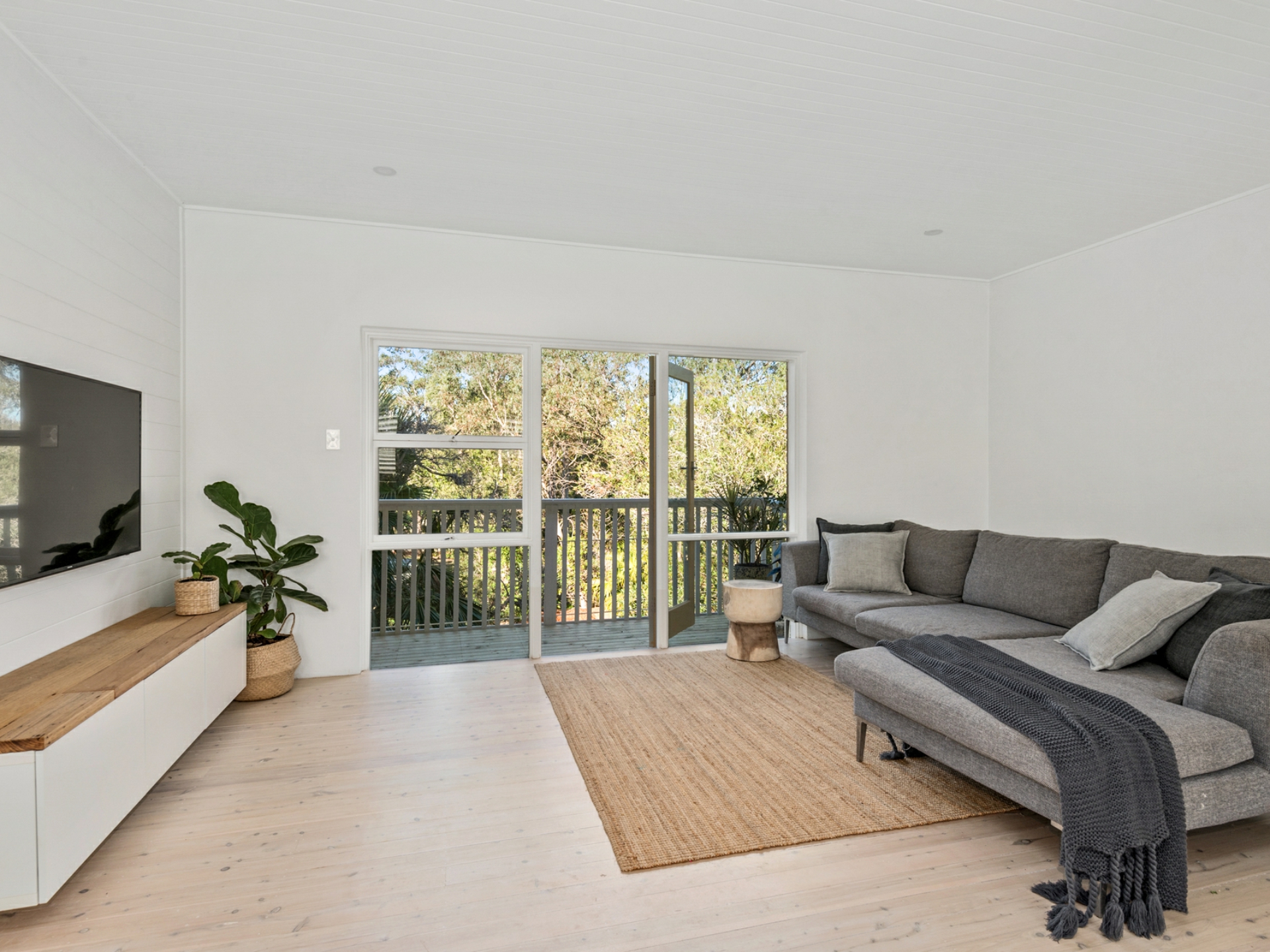 8/59 Central Road, Avalon Beach