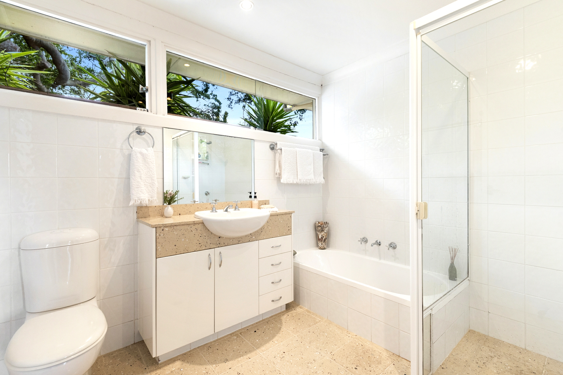 92 Pacific Road, PALM BEACH