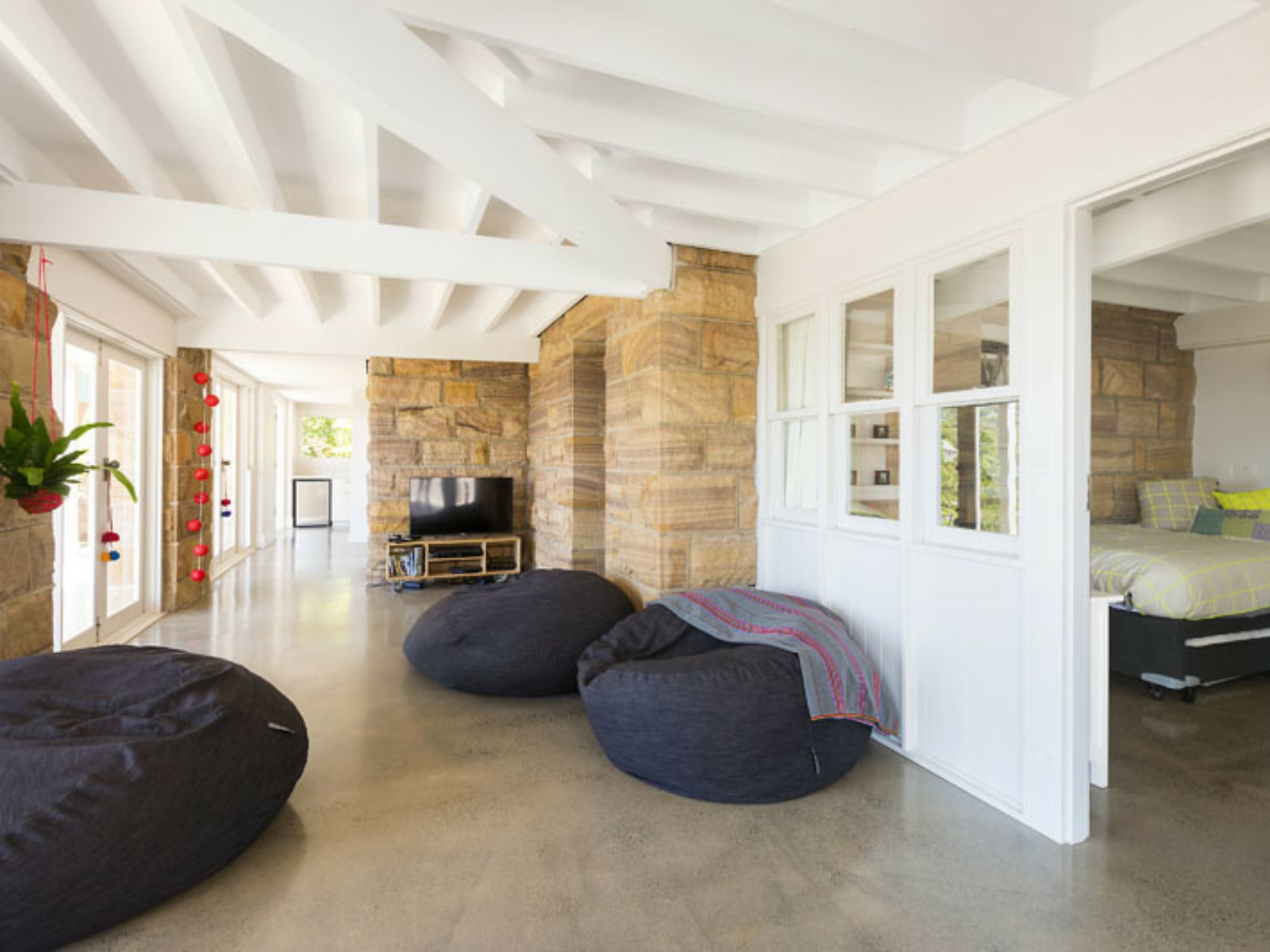 17-19 Palm Beach Road, PALM BEACH