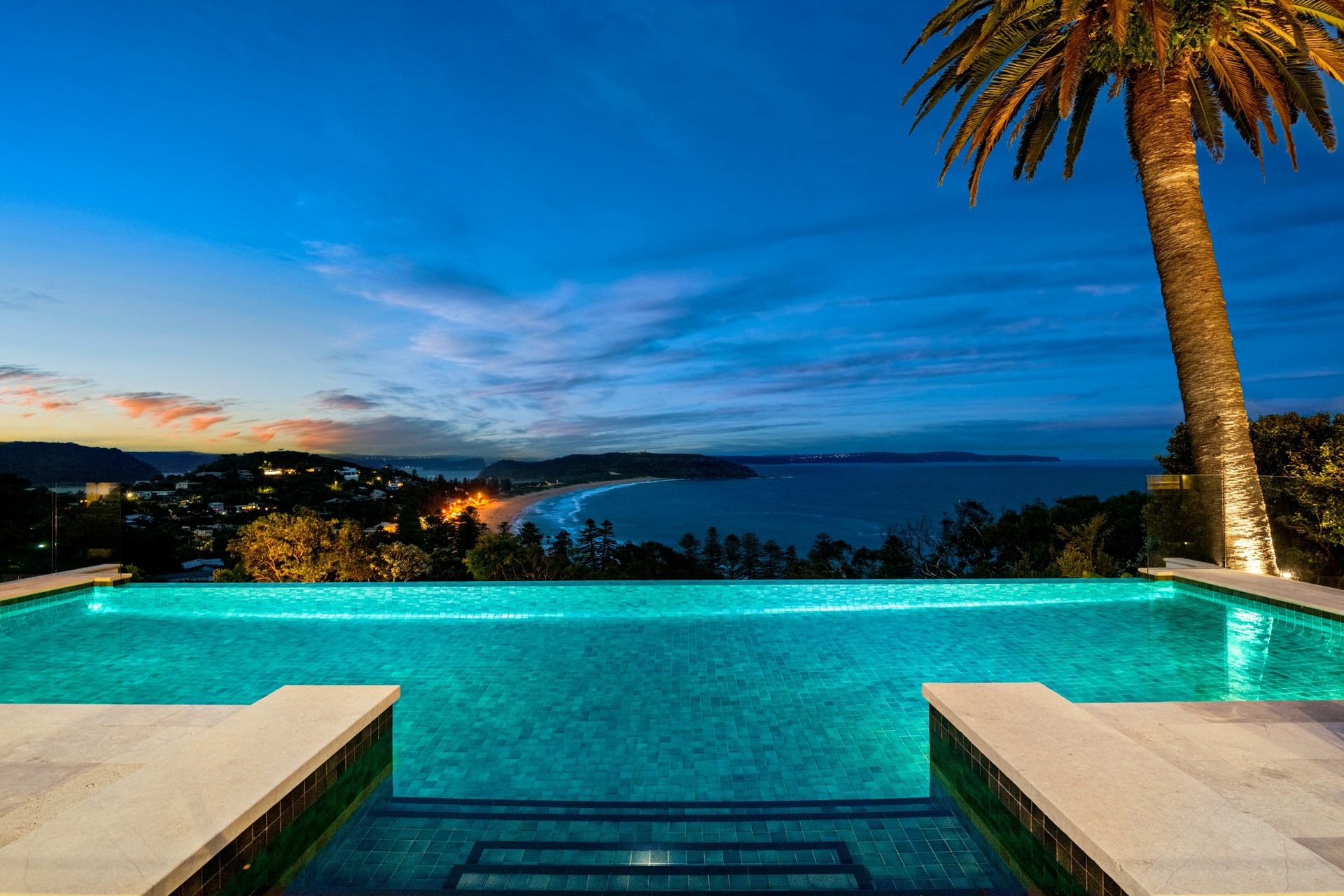 83 Pacific Road, PALM BEACH