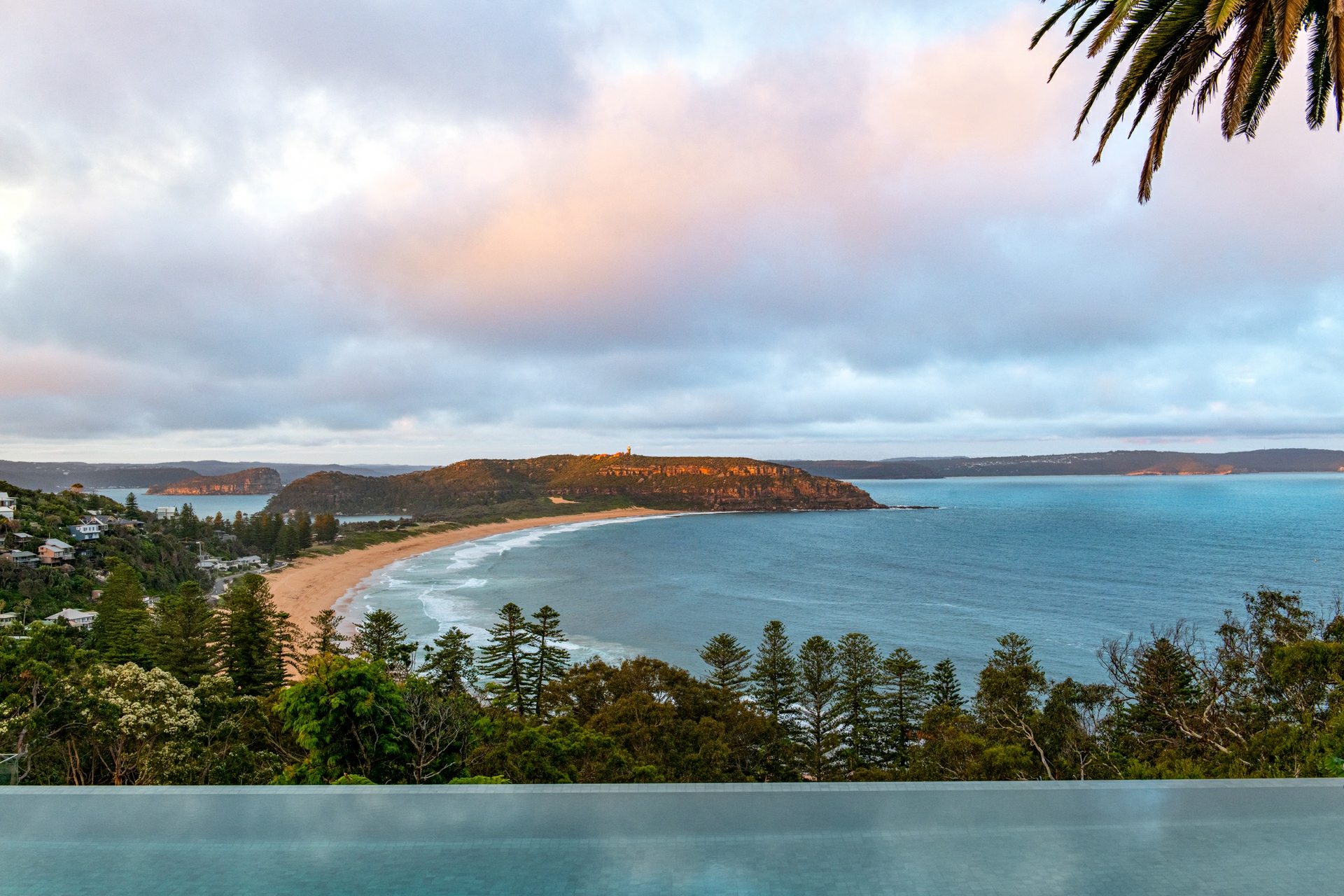 83 Pacific Road, PALM BEACH