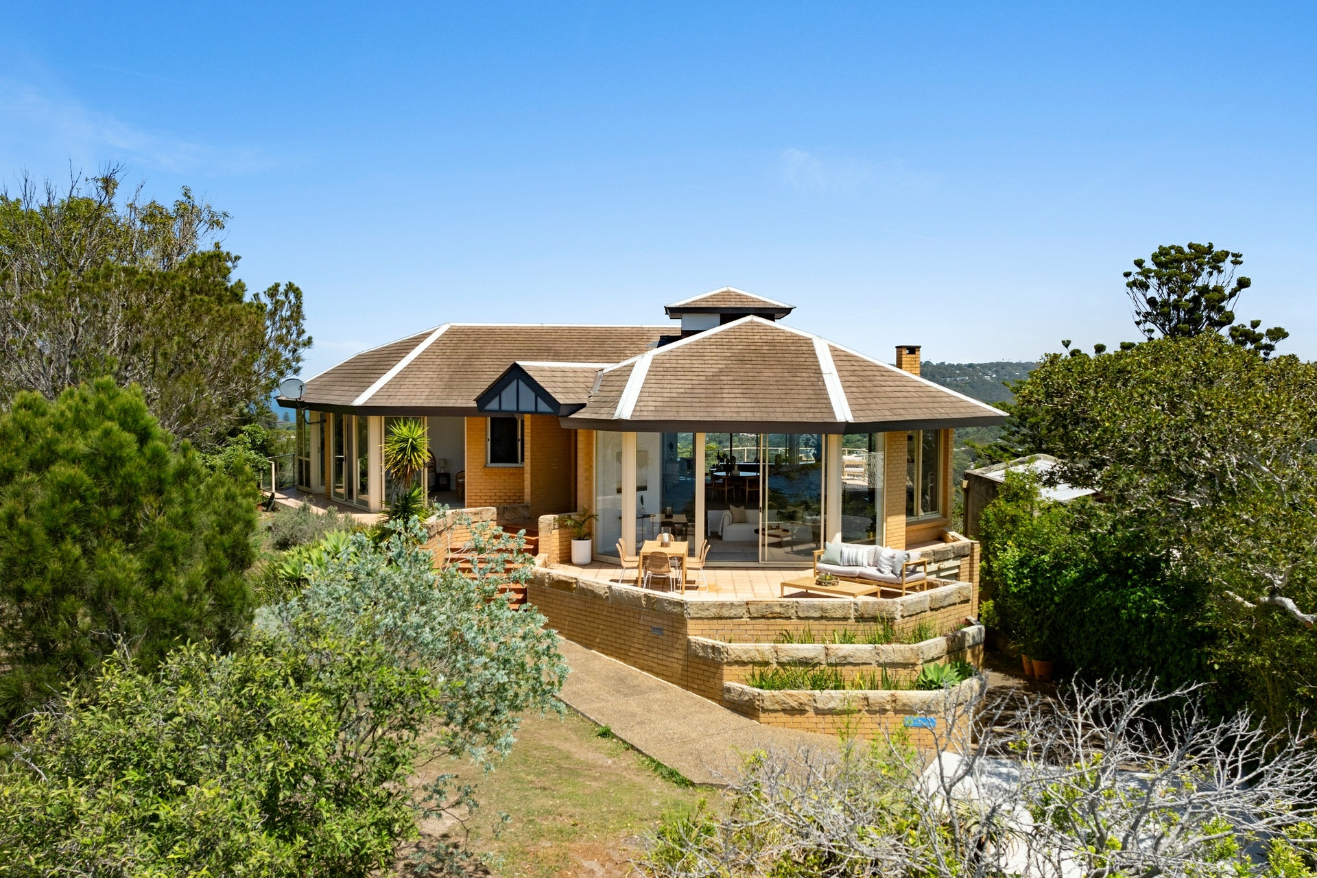 105 Whale Beach Road — photo 13 of 20